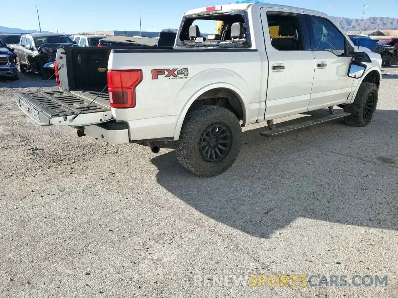 3 Фотография поврежденного автомобиля 1FTEW1E55KFA99039 FORD F-150 2019