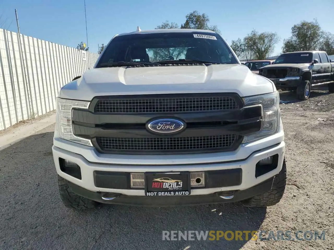 5 Фотография поврежденного автомобиля 1FTEW1E55KFA99039 FORD F-150 2019