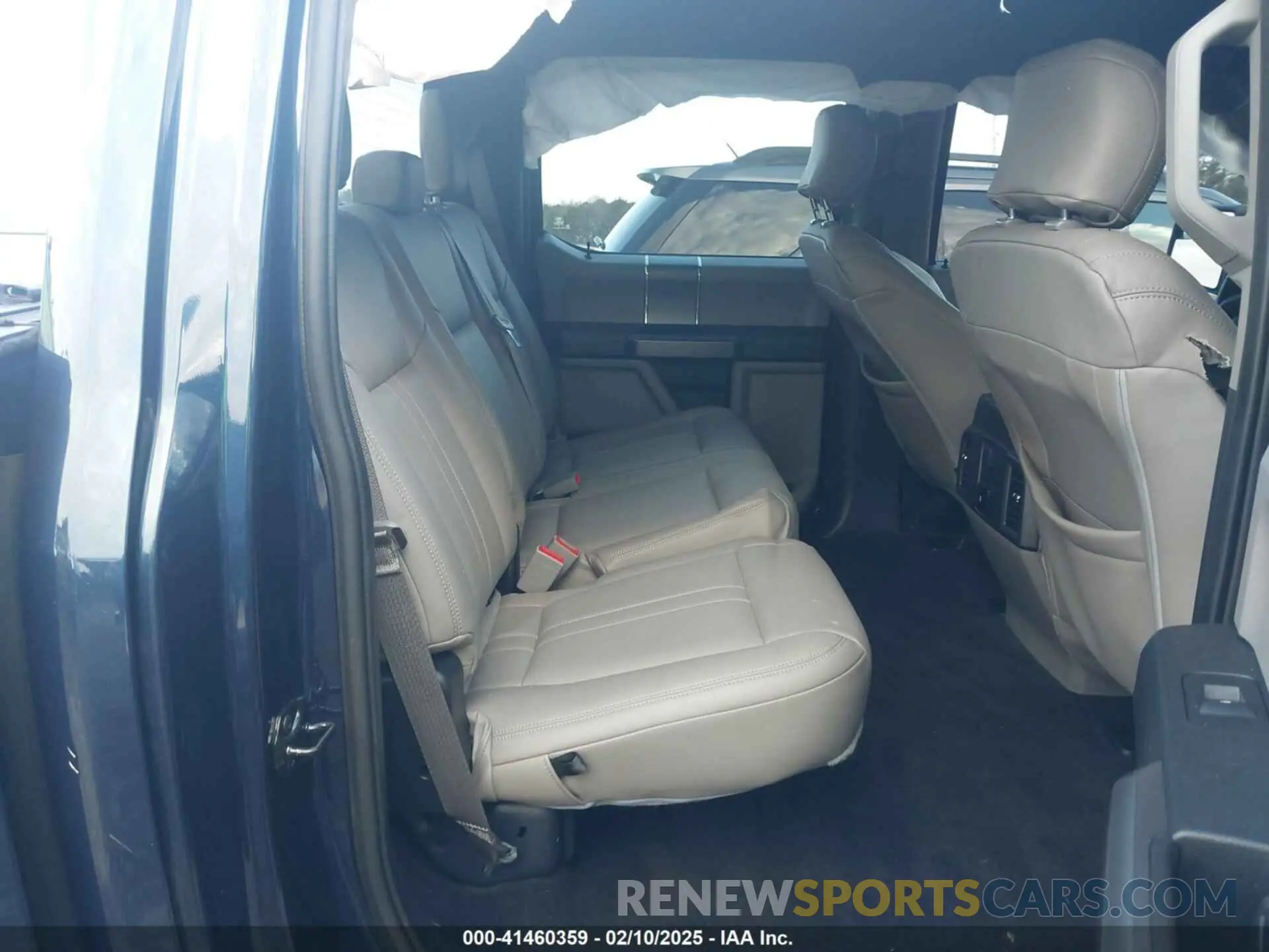 8 Photograph of a damaged car 1FTEW1E55KFC75765 FORD F-150 2019
