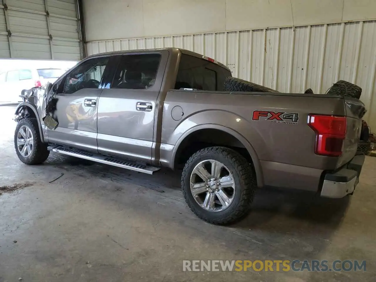 2 Фотография поврежденного автомобиля 1FTEW1E55KKC11524 FORD F-150 2019
