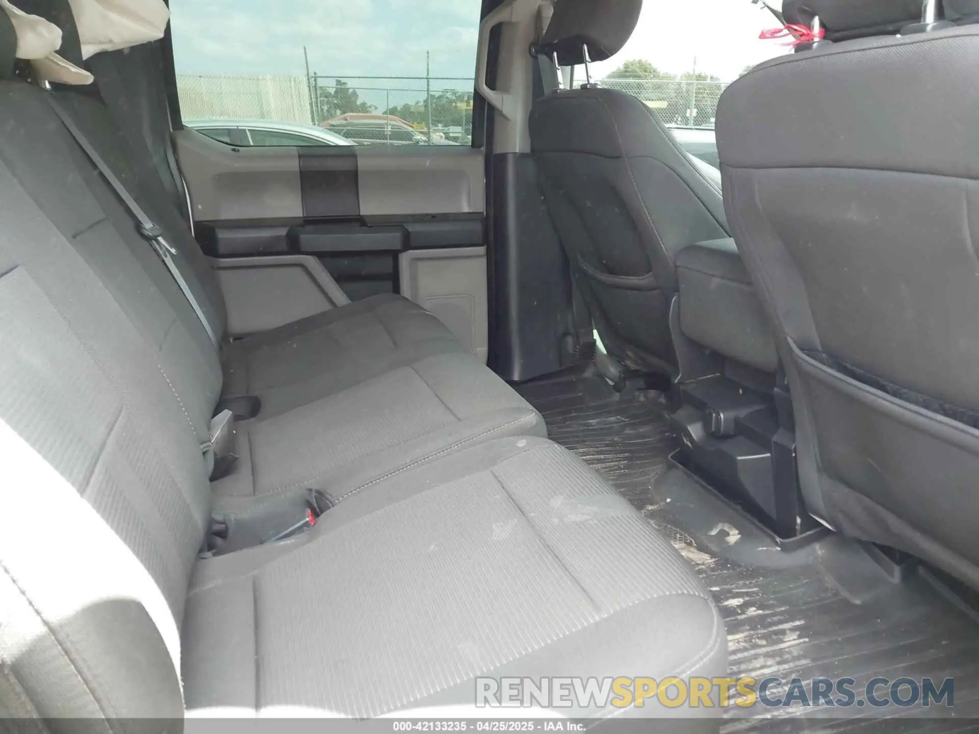 8 Photograph of a damaged car 1FTEW1E55KKC58276 FORD F-150 2019