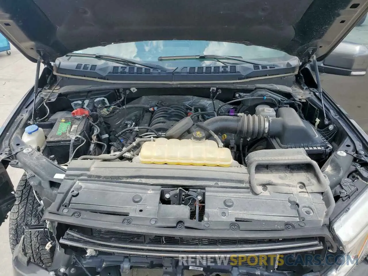 11 Photograph of a damaged car 1FTEW1E55KKC83615 FORD F-150 2019