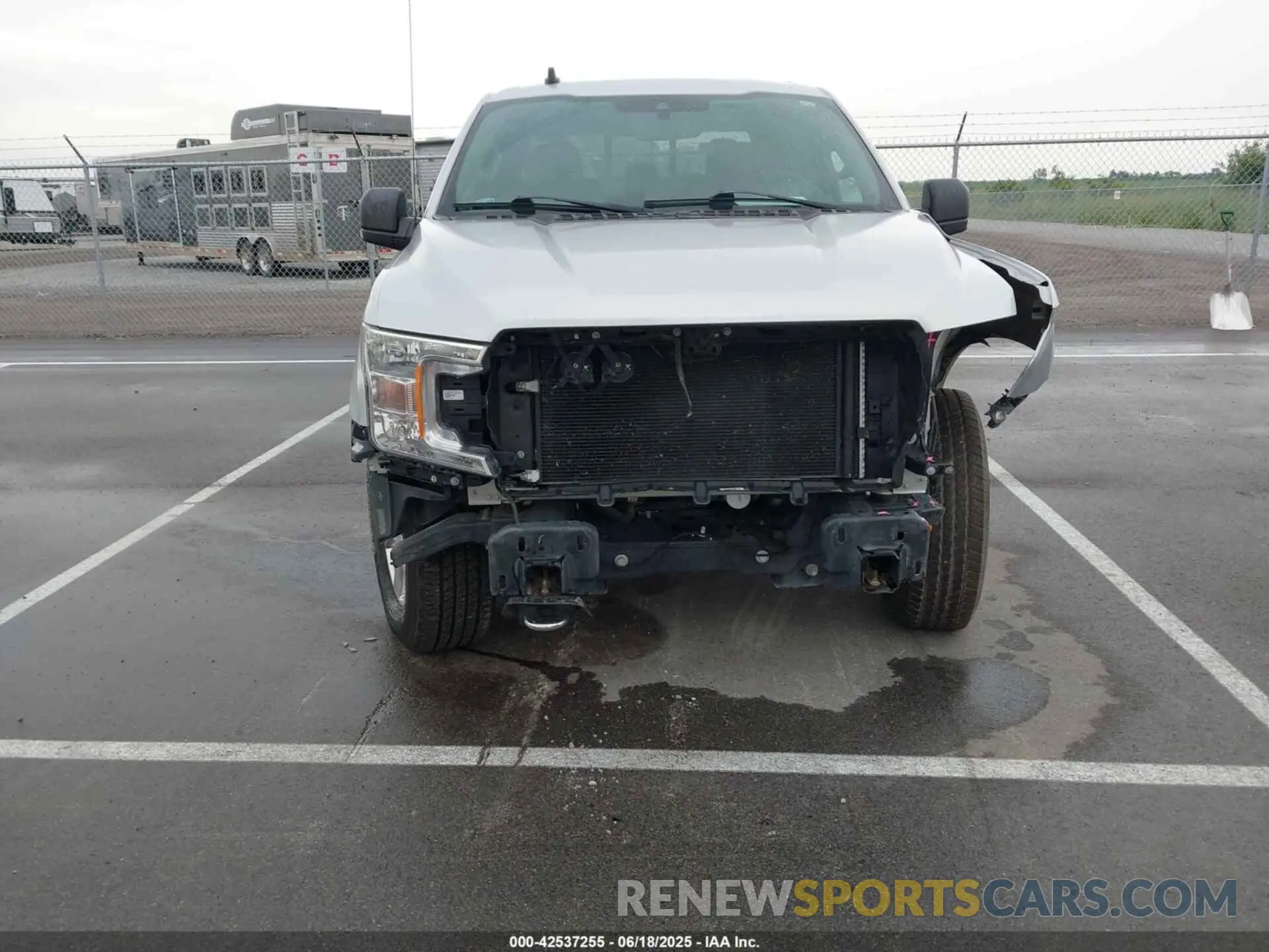 20 Photograph of a damaged car 1FTEW1E55KKE36039 FORD F-150 2019