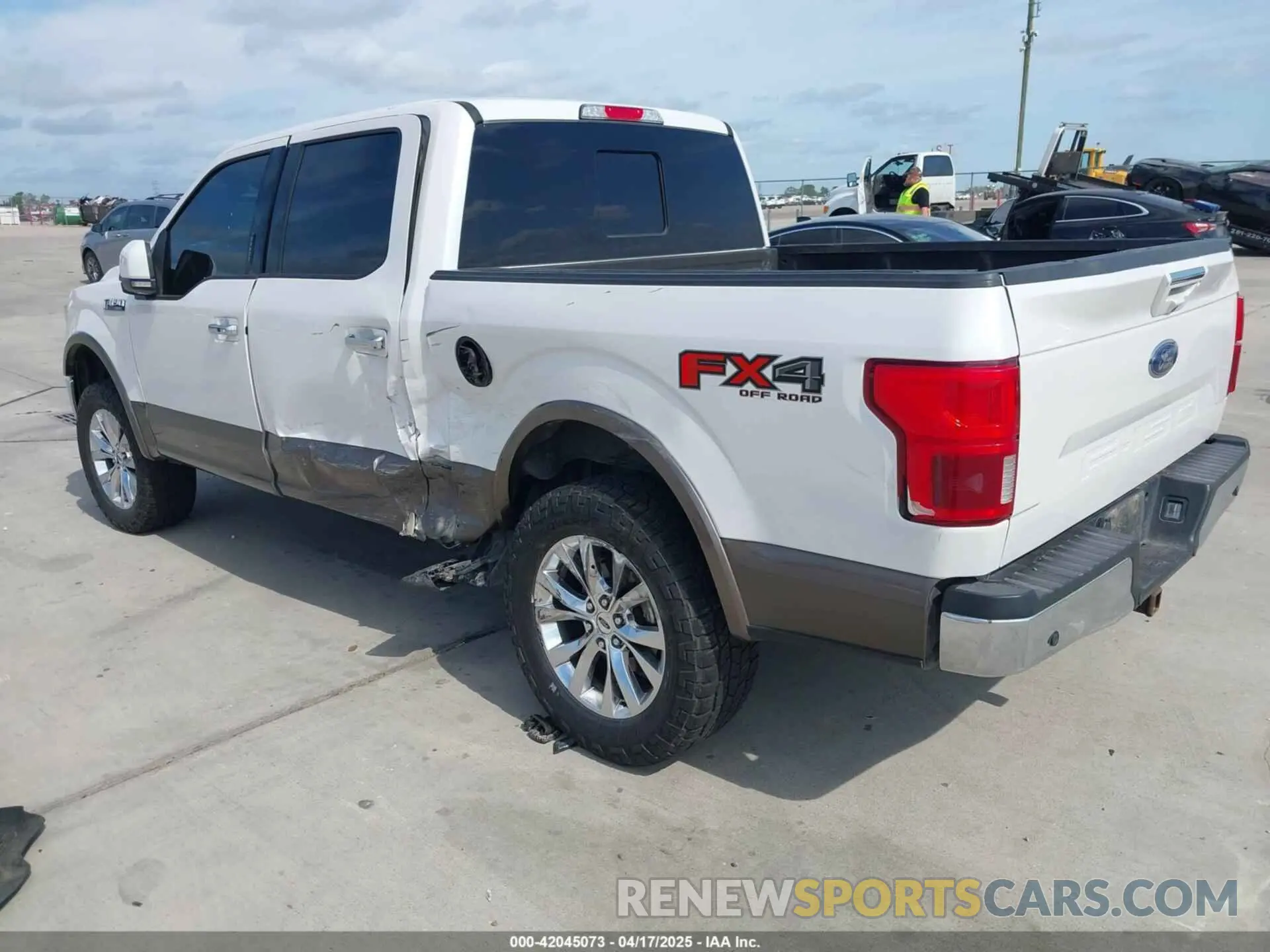 3 Фотография поврежденного автомобиля 1FTEW1E55KKE88920 FORD F-150 2019