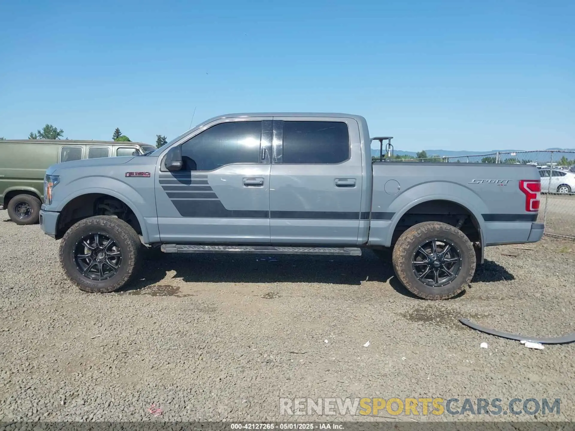 14 Photograph of a damaged car 1FTEW1E56KFB06998 FORD F-150 2019