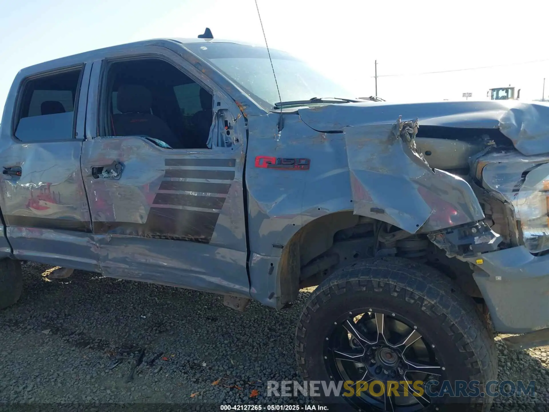 6 Photograph of a damaged car 1FTEW1E56KFB06998 FORD F-150 2019