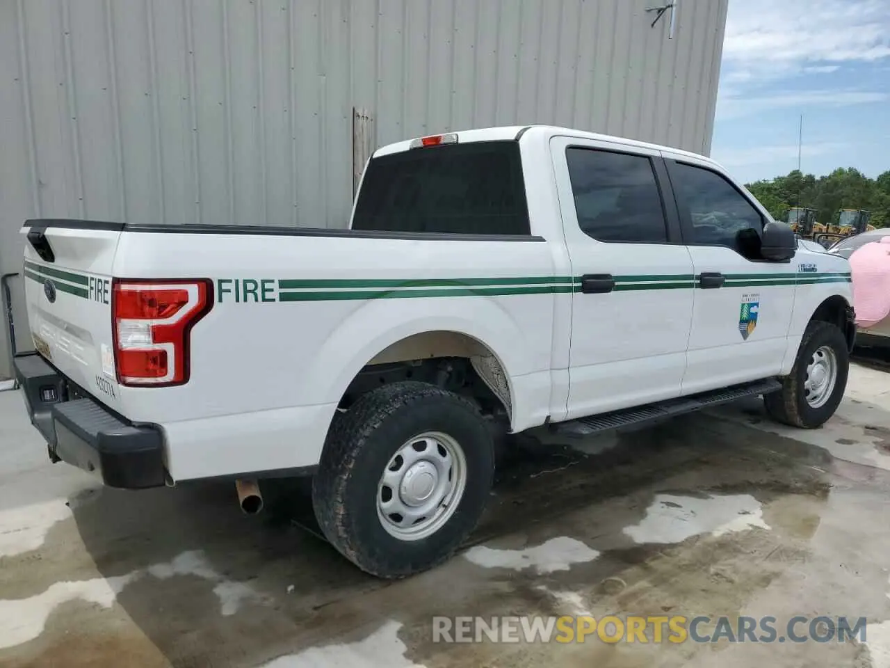 3 Фотография поврежденного автомобиля 1FTEW1E57KFA67841 FORD F-150 2019