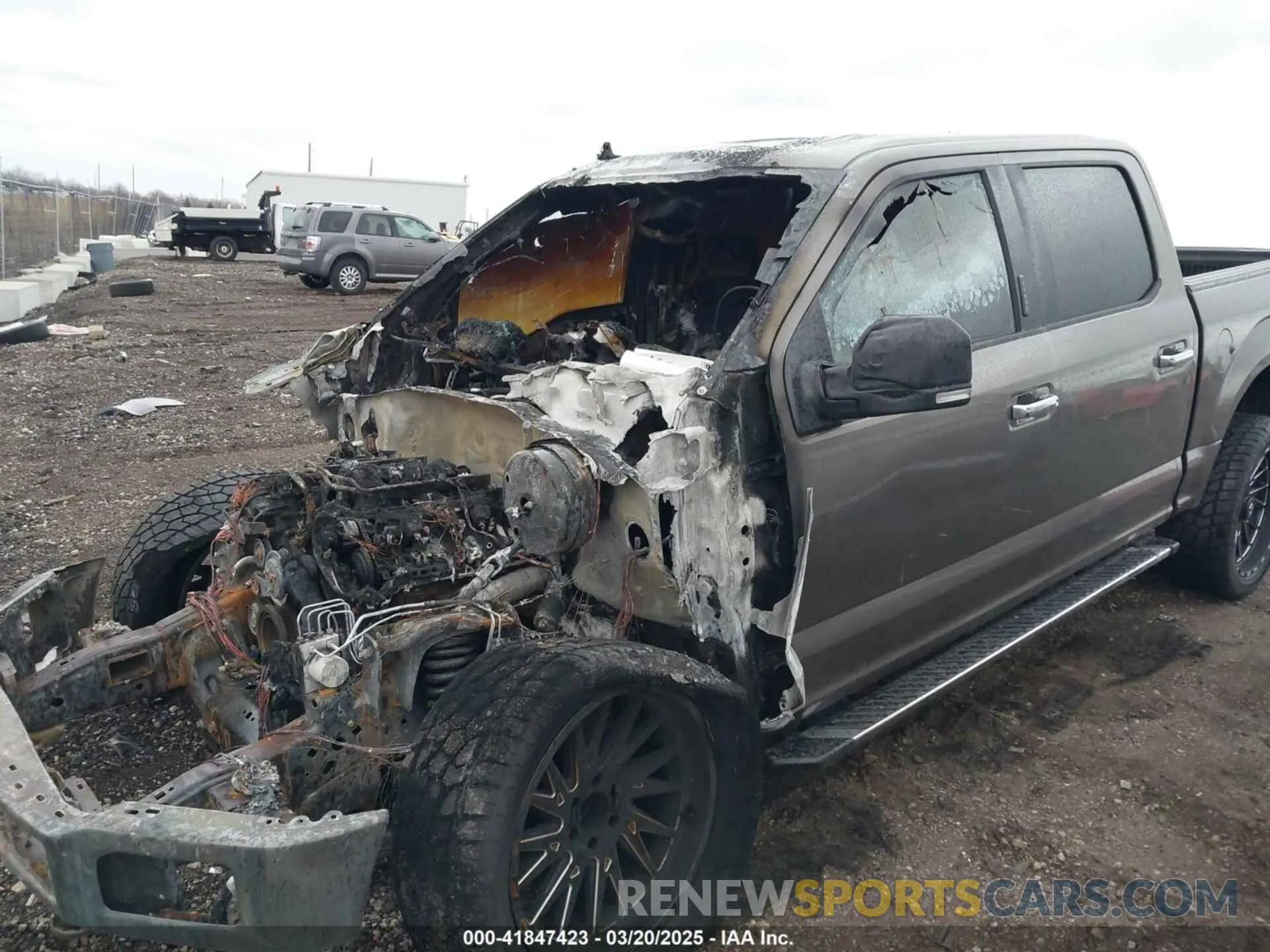 6 Photograph of a damaged car 1FTEW1E57KFB27309 FORD F-150 2019