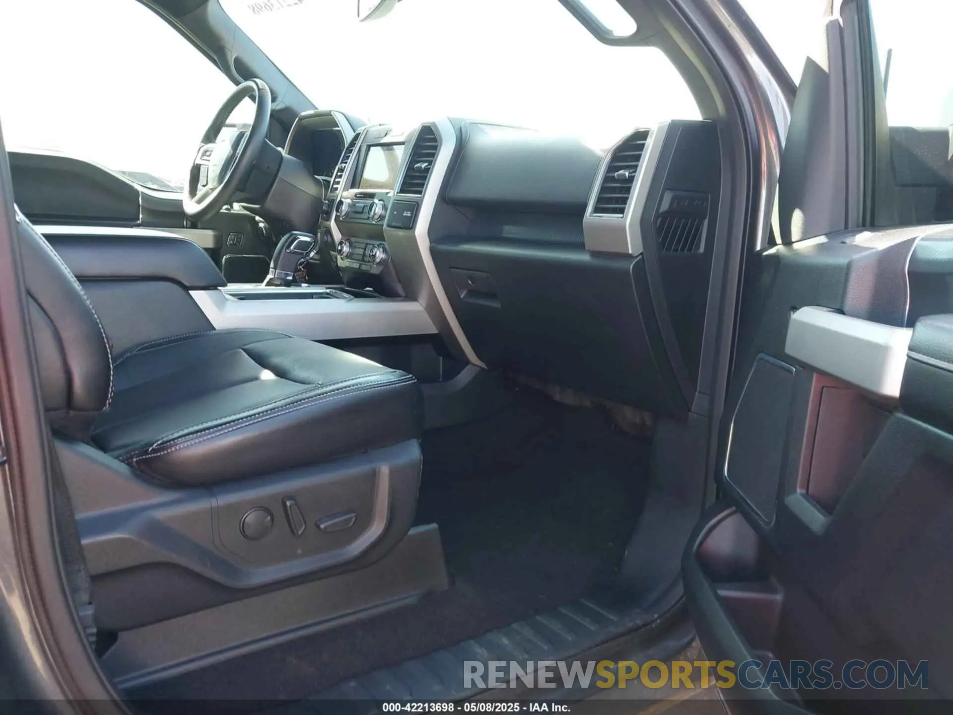 5 Photograph of a damaged car 1FTEW1E57KKC12044 FORD F-150 2019