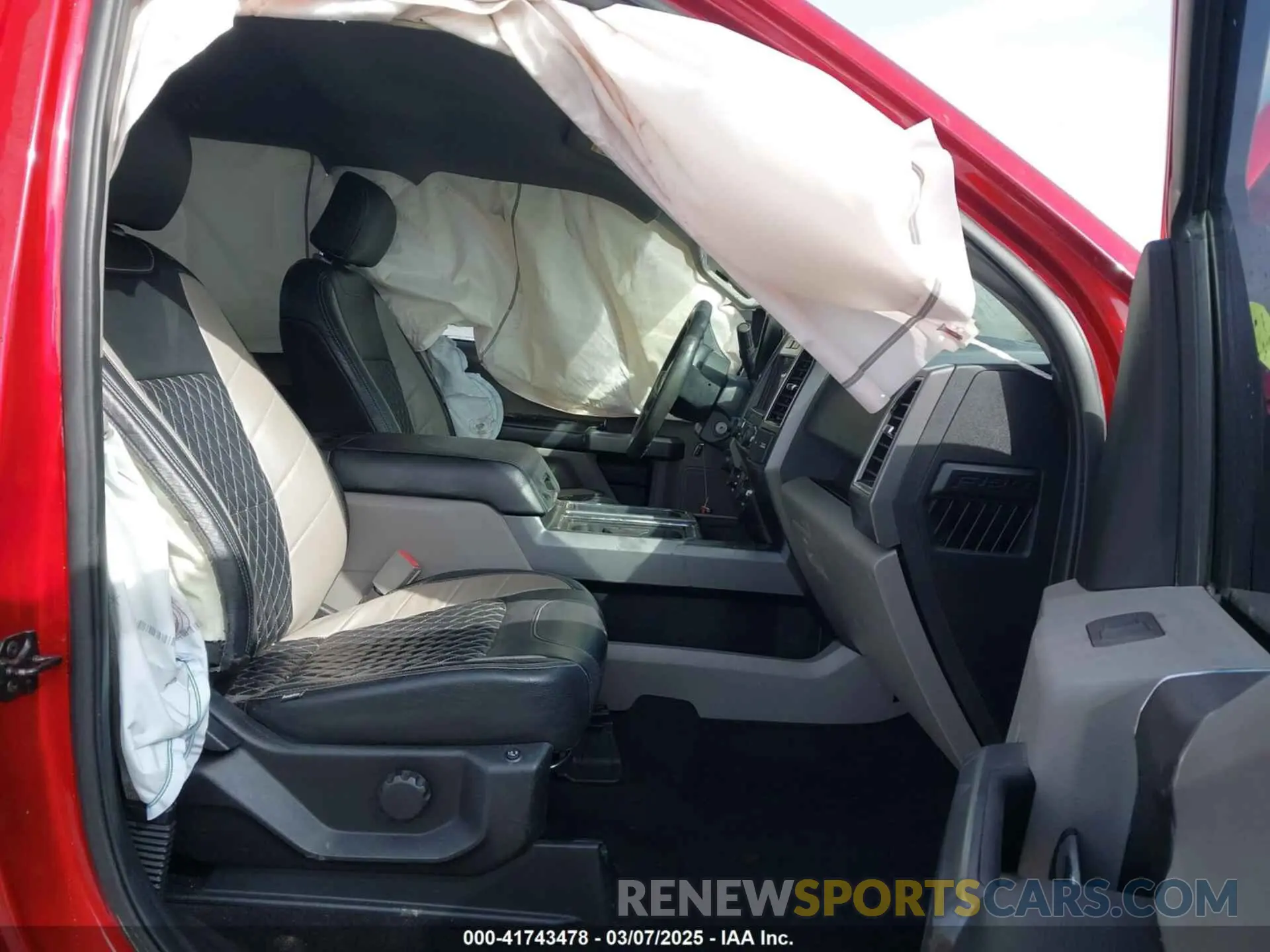 5 Photograph of a damaged car 1FTEW1E57KKC27711 FORD F-150 2019