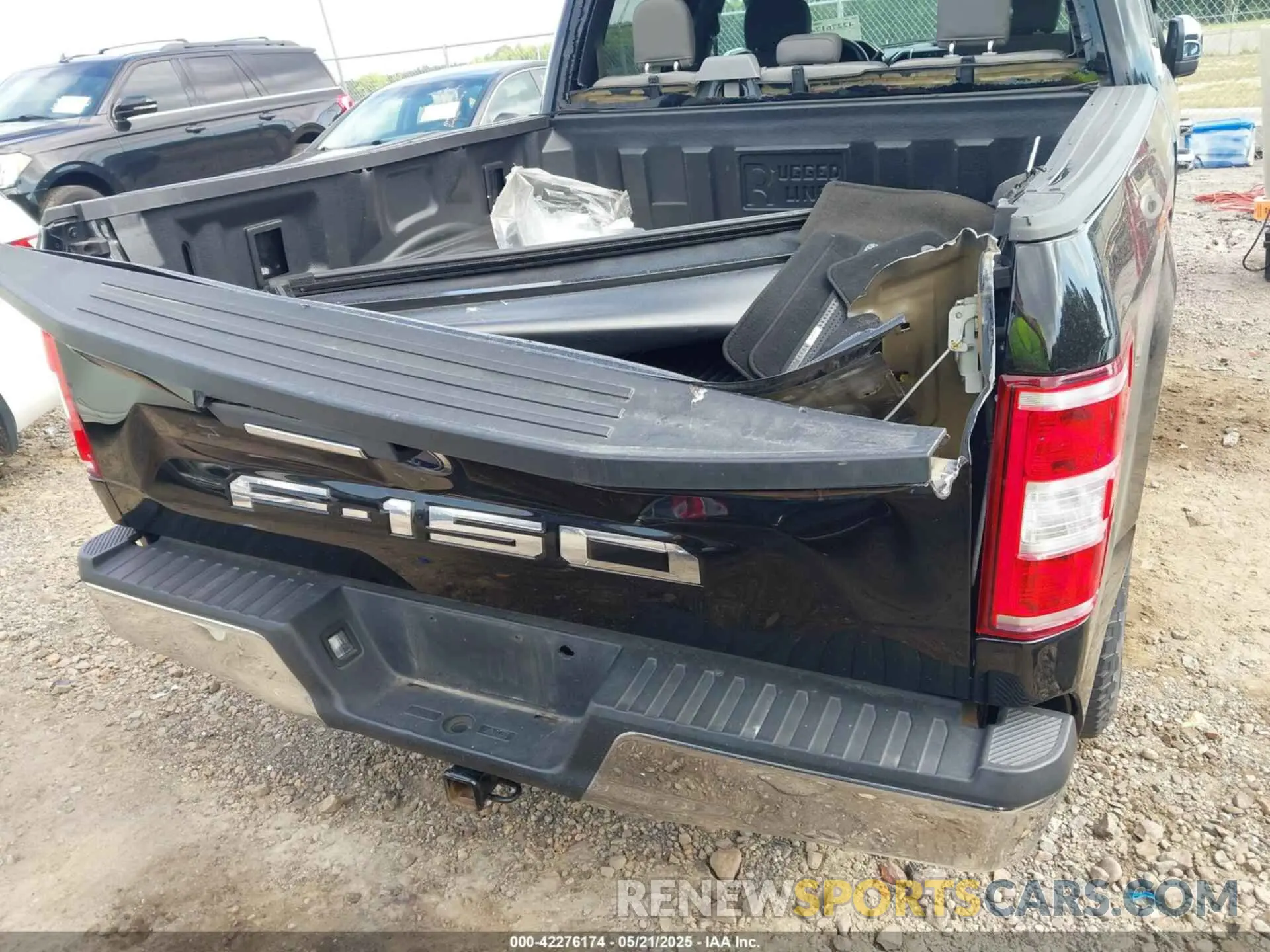 6 Фотография поврежденного автомобиля 1FTEW1E57KKC40393 FORD F-150 2019