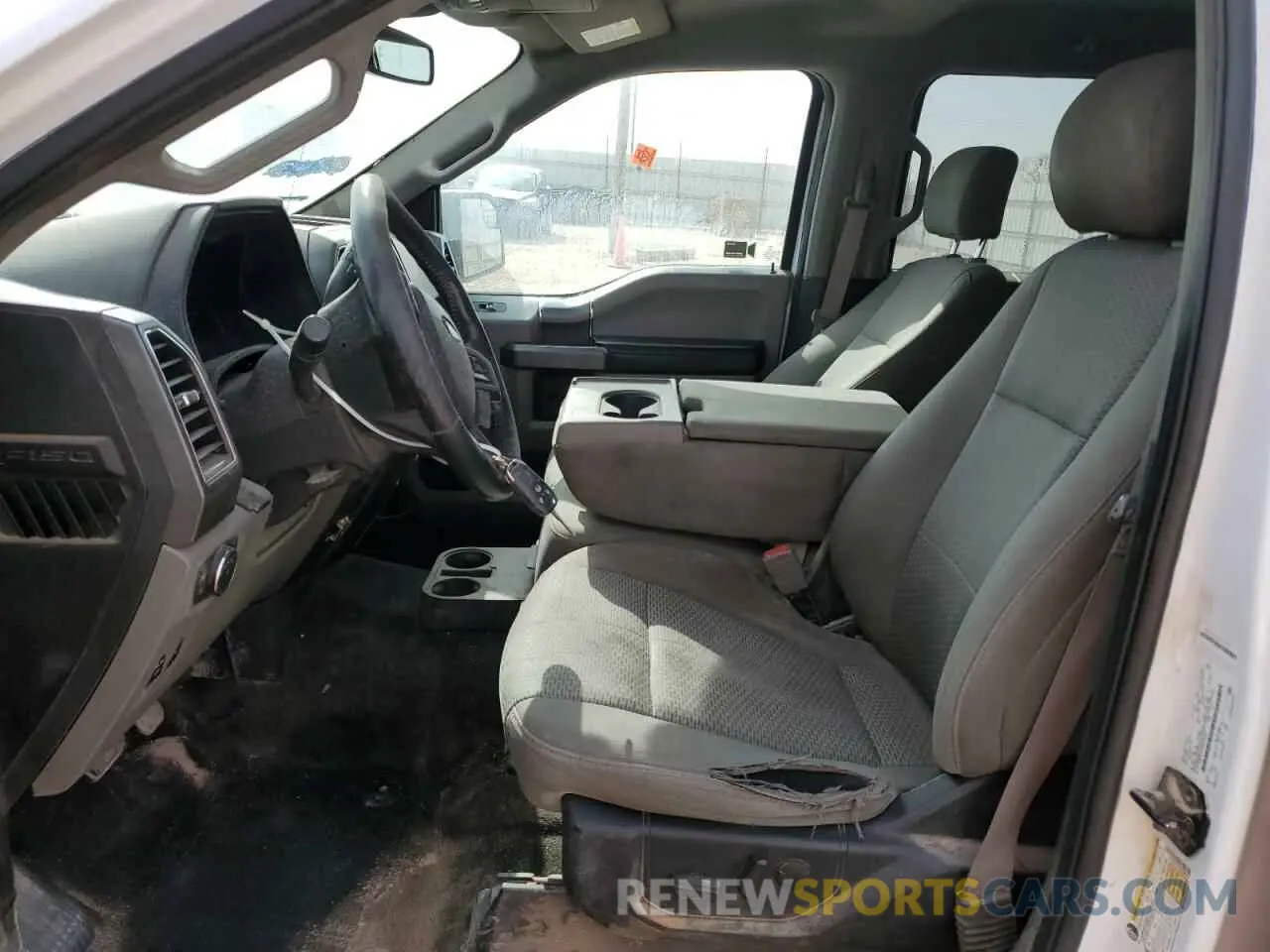 7 Фотография поврежденного автомобиля 1FTEW1E57KKE40478 FORD F-150 2019