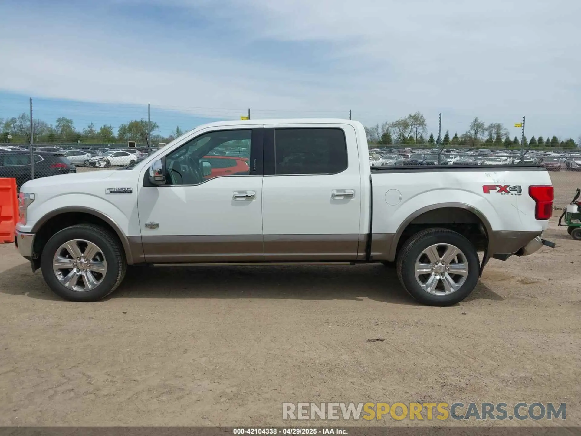 14 Фотография поврежденного автомобиля 1FTEW1E58KFA39806 FORD F-150 2019