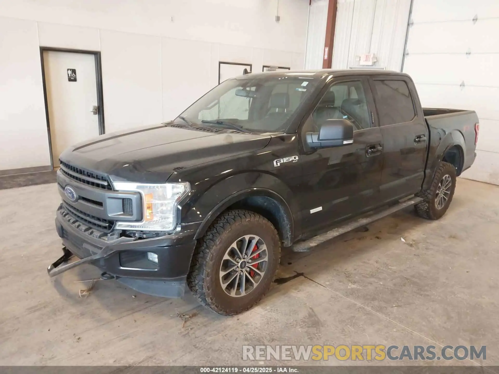2 Фотография поврежденного автомобиля 1FTEW1E58KFB35760 FORD F-150 2019