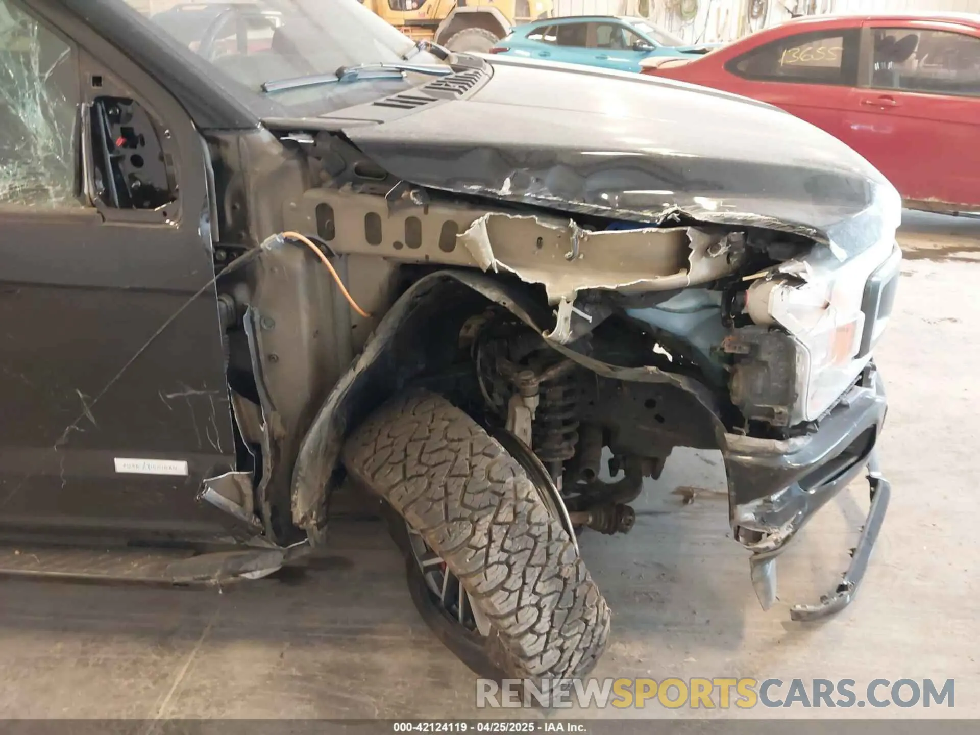6 Фотография поврежденного автомобиля 1FTEW1E58KFB35760 FORD F-150 2019