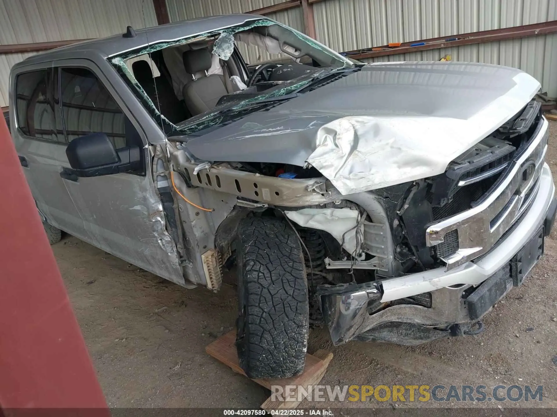 1 Photograph of a damaged car 1FTEW1E59KFA67064 FORD F-150 2019