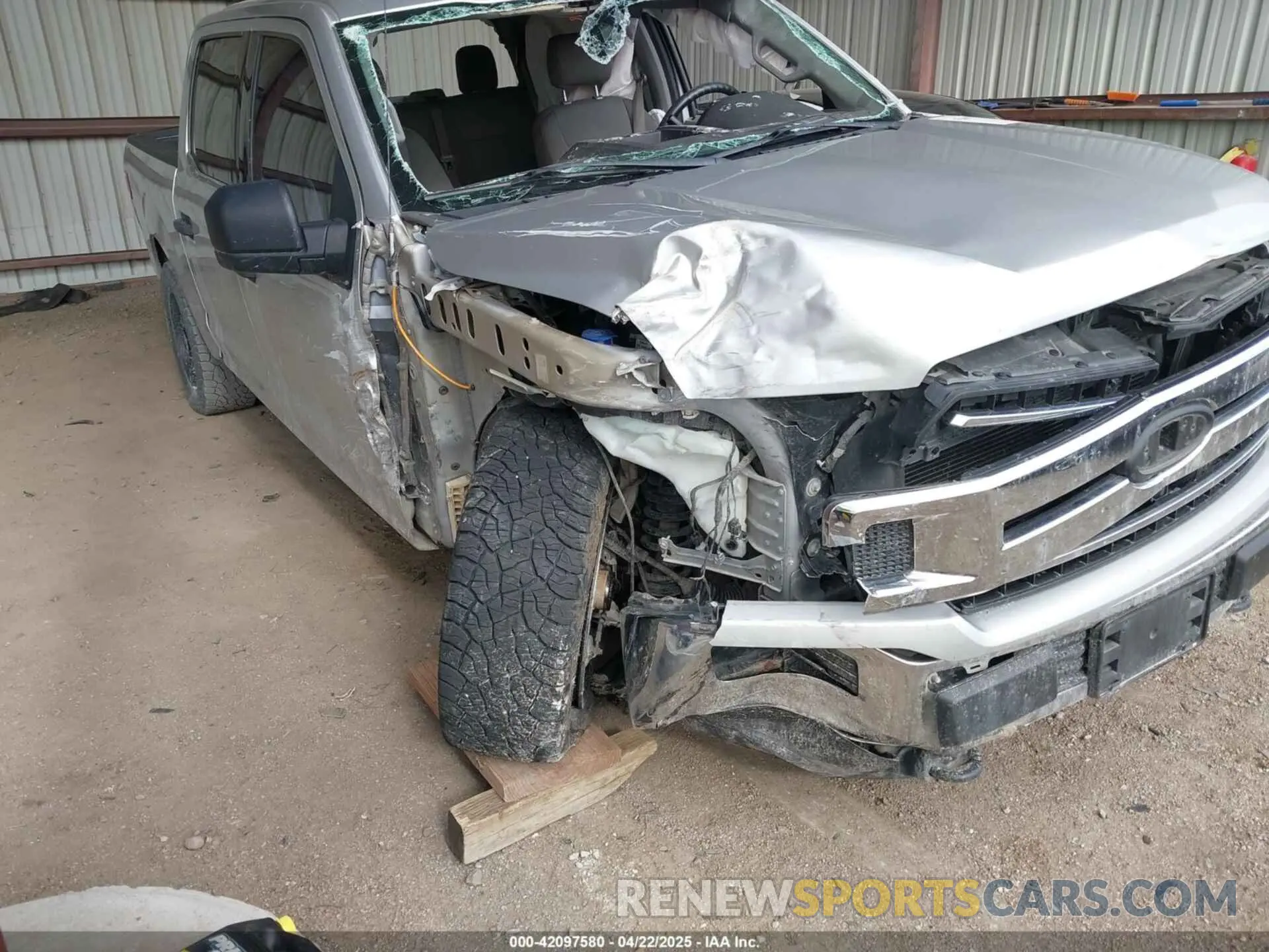6 Photograph of a damaged car 1FTEW1E59KFA67064 FORD F-150 2019