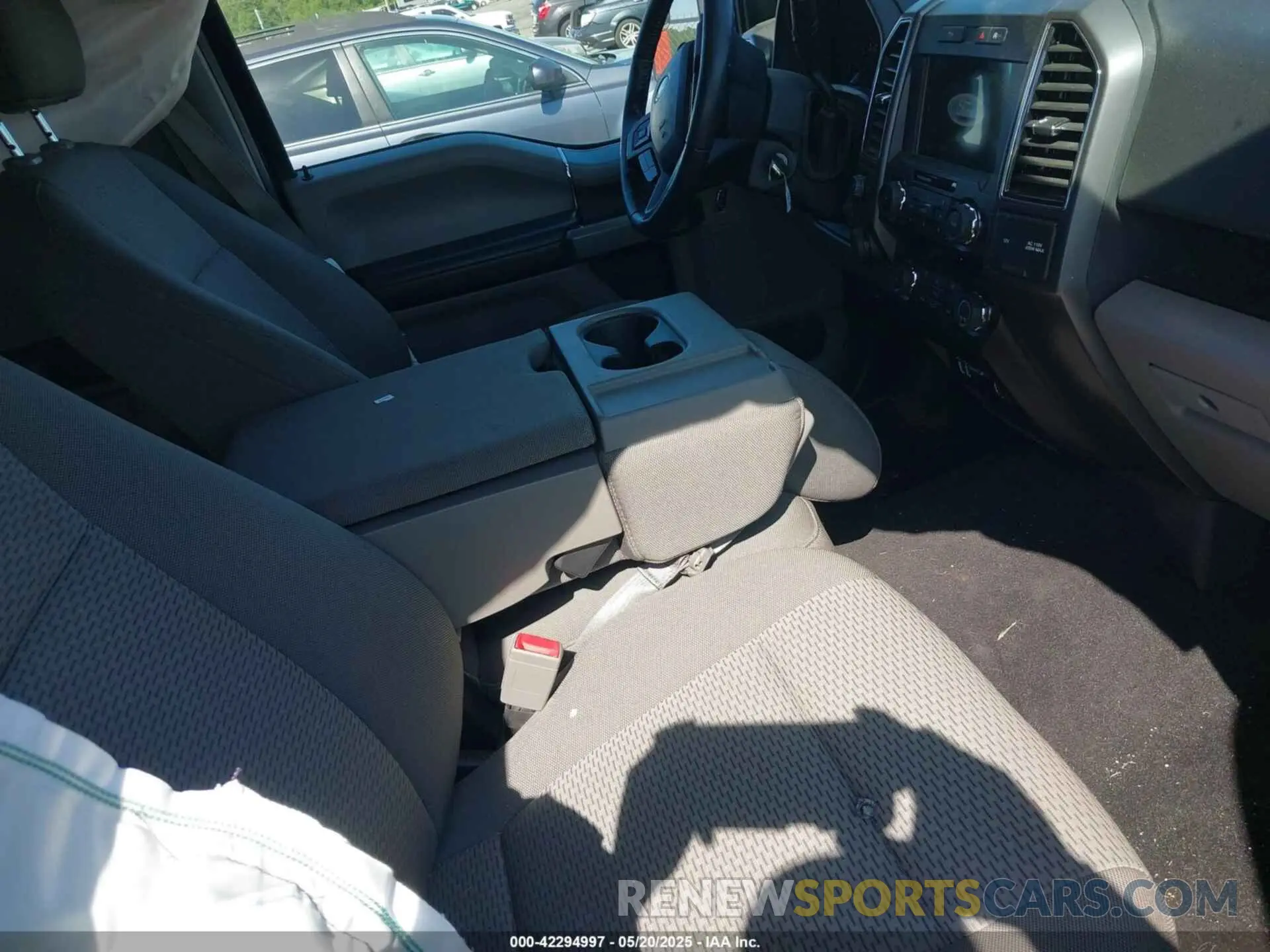 5 Фотография поврежденного автомобиля 1FTEW1E59KFC41666 FORD F-150 2019