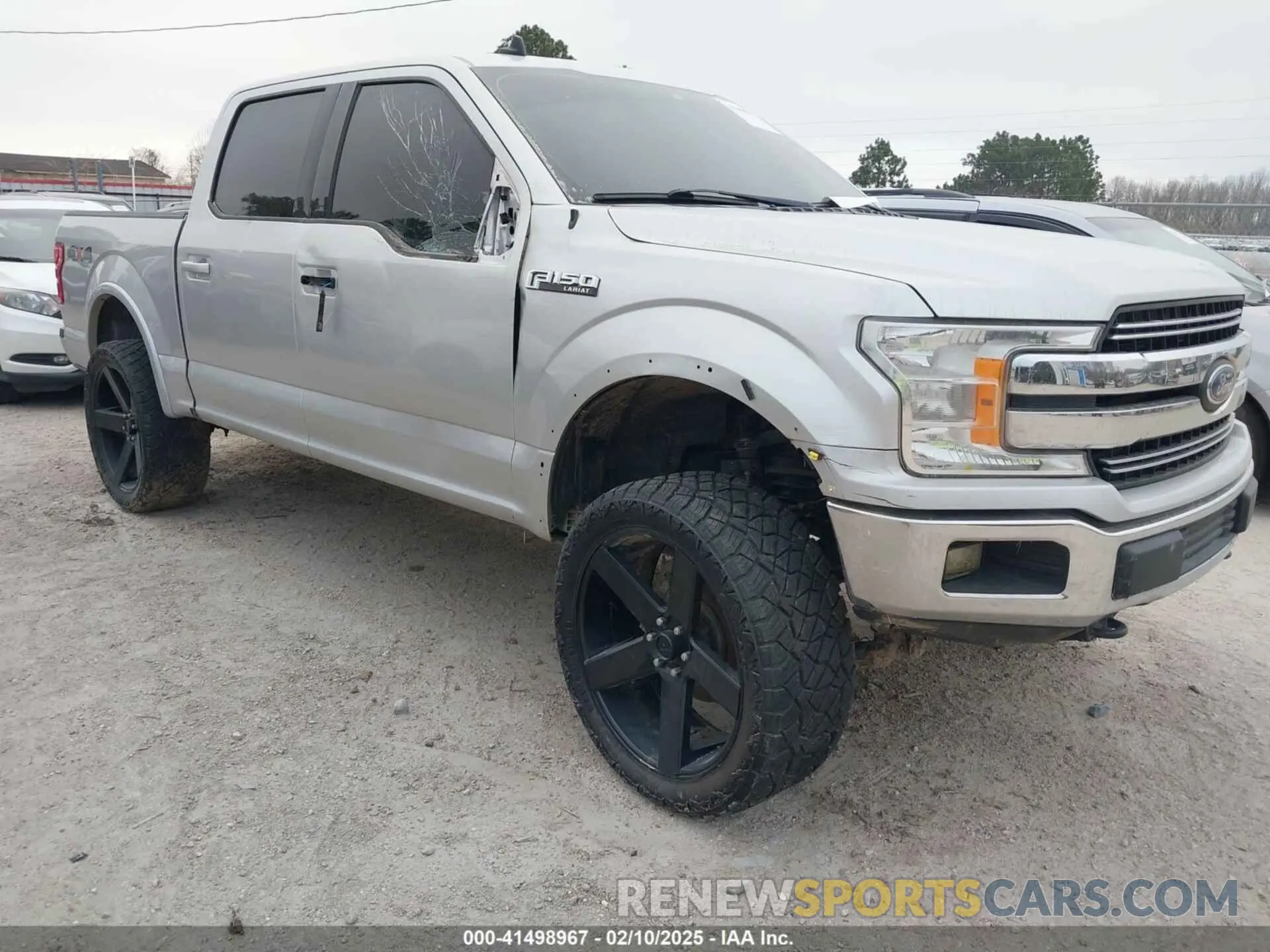 1 Photograph of a damaged car 1FTEW1E59KFC48276 FORD F-150 2019