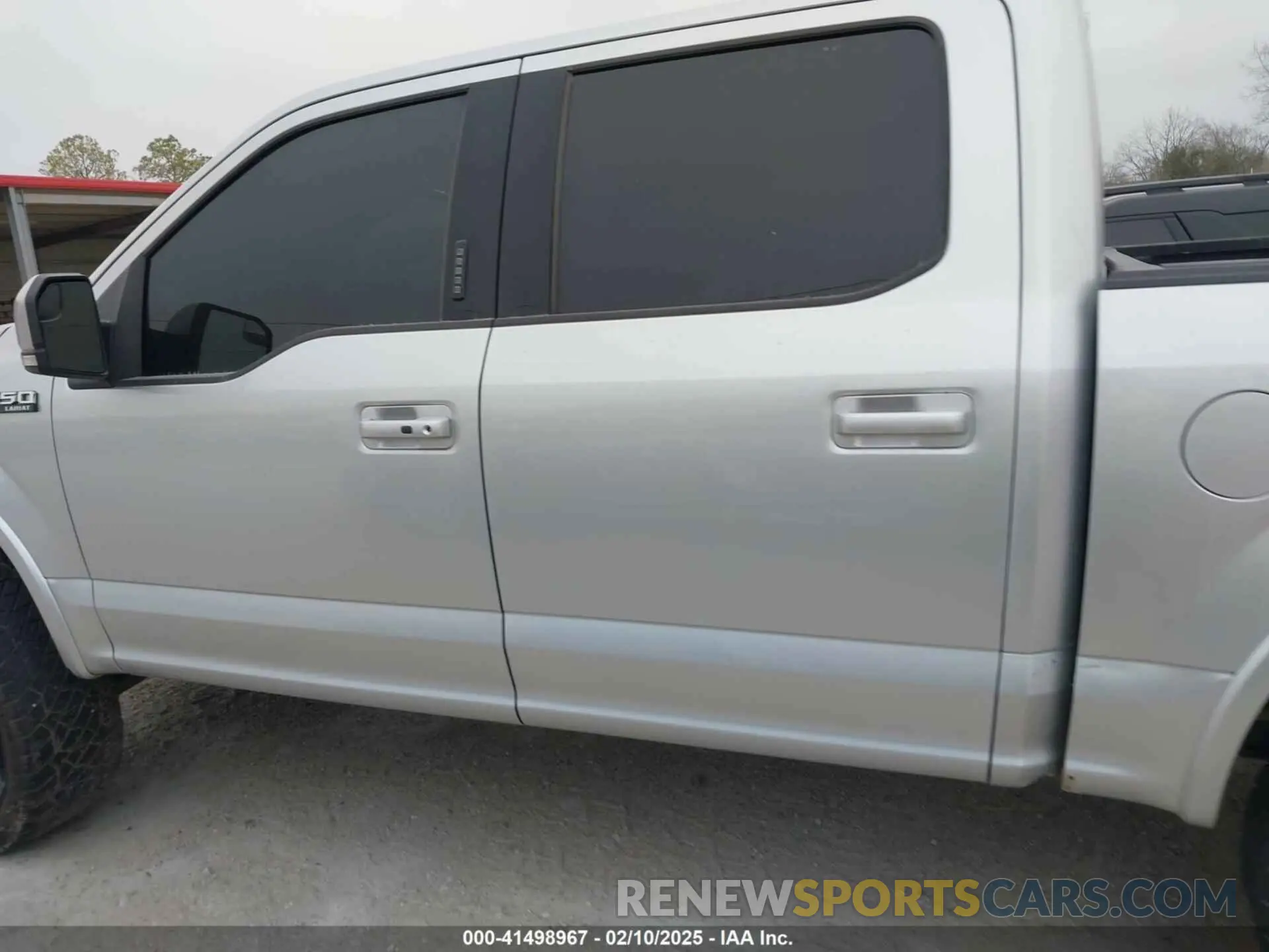 14 Photograph of a damaged car 1FTEW1E59KFC48276 FORD F-150 2019