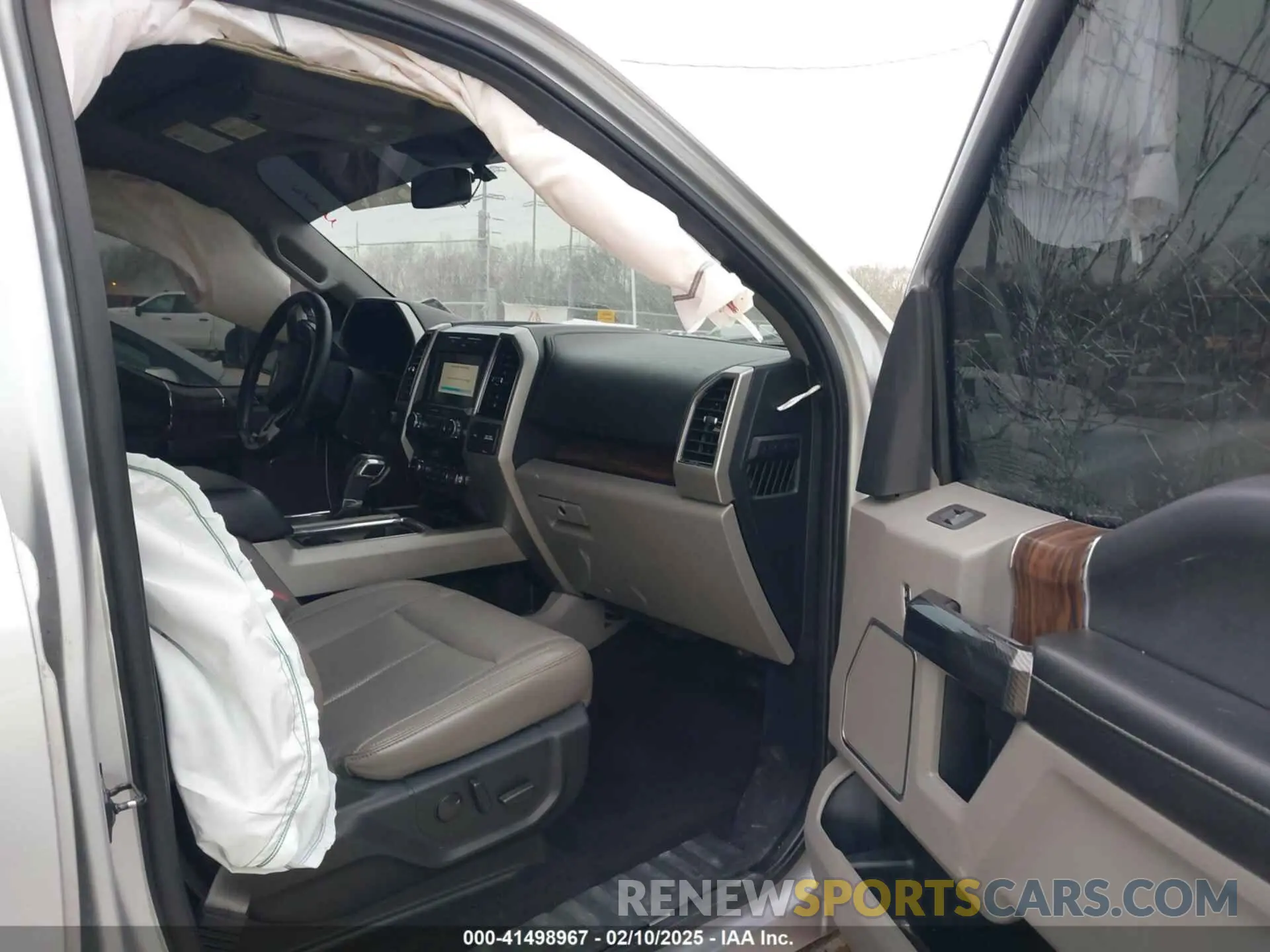 5 Photograph of a damaged car 1FTEW1E59KFC48276 FORD F-150 2019