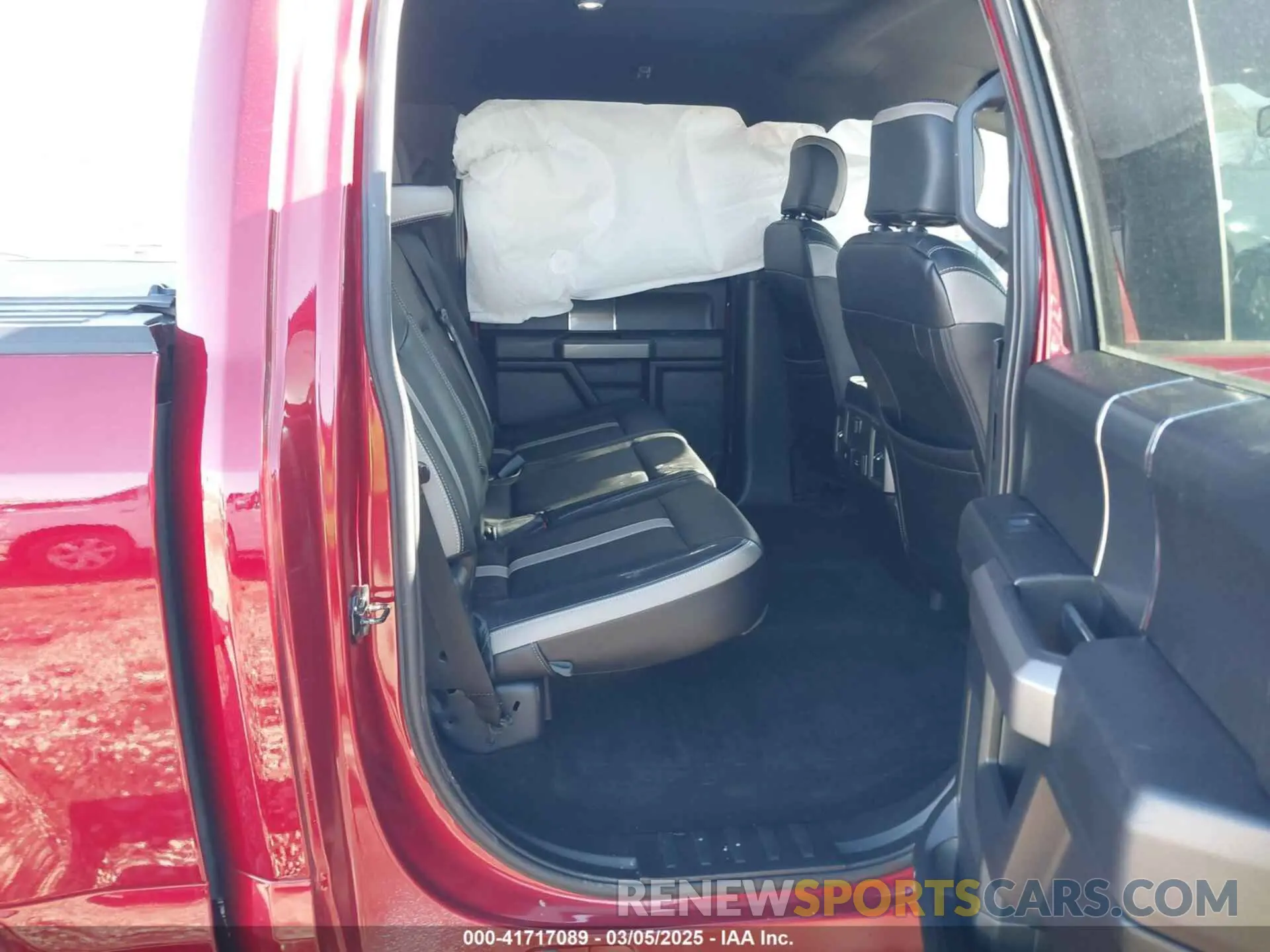 8 Photograph of a damaged car 1FTEW1E59KKE73451 FORD F-150 2019