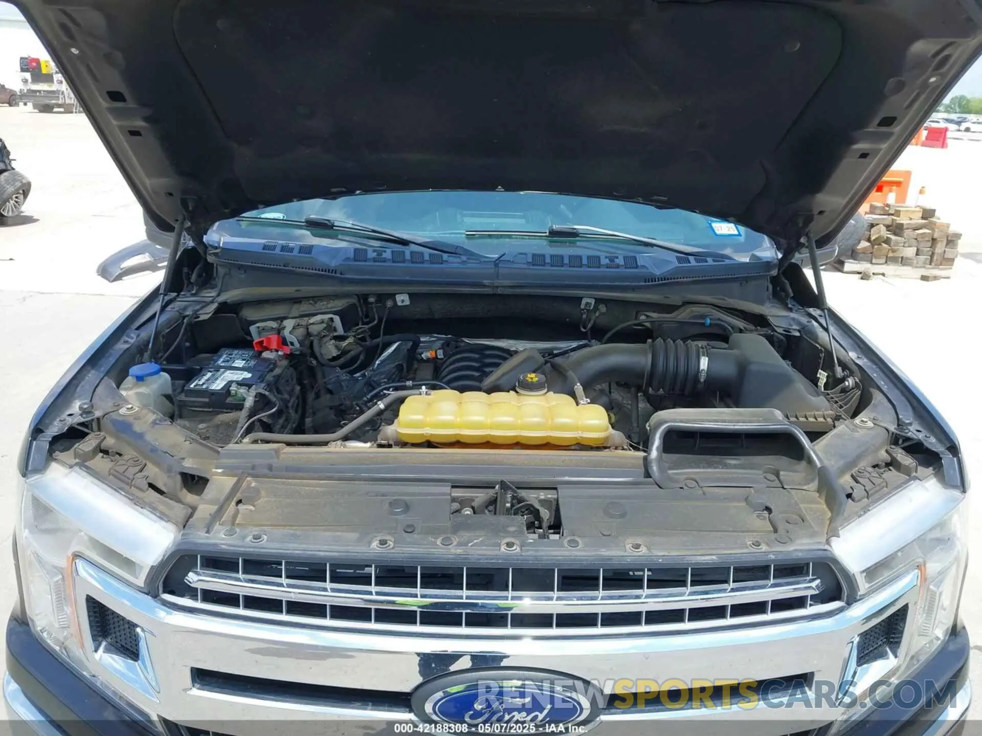 10 Photograph of a damaged car 1FTEW1E59KKE90346 FORD F-150 2019