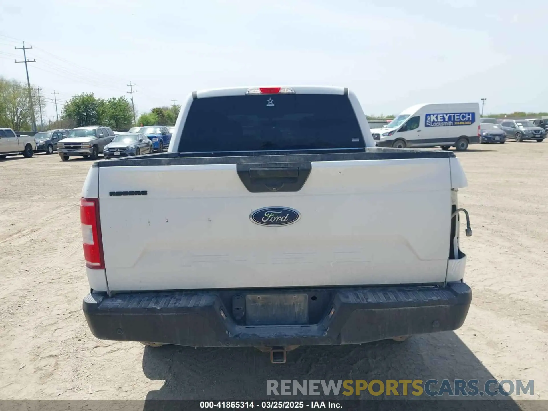 16 Photograph of a damaged car 1FTEW1E5XKKC41392 FORD F-150 2019