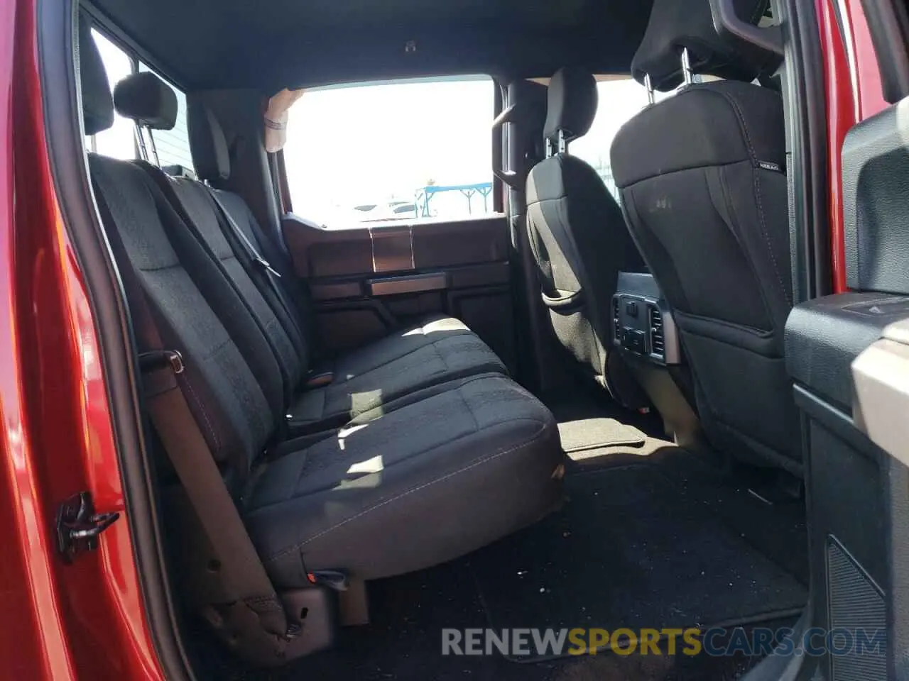 10 Фотография поврежденного автомобиля 1FTEW1E5XKKD21095 FORD F-150 2019
