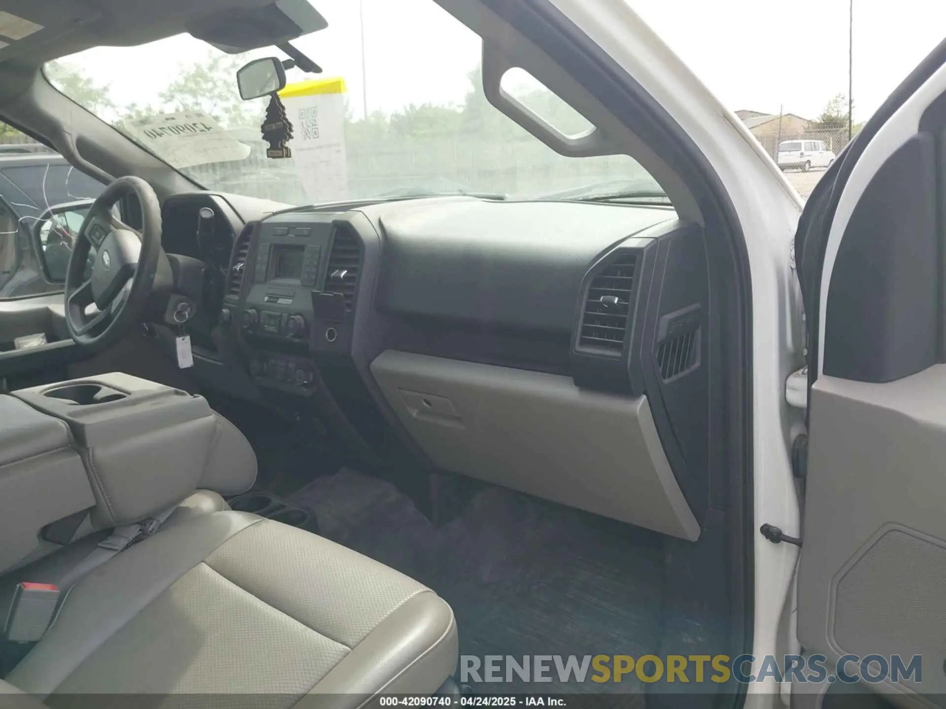 5 Фотография поврежденного автомобиля 1FTEW1EB0KFB01334 FORD F-150 2019