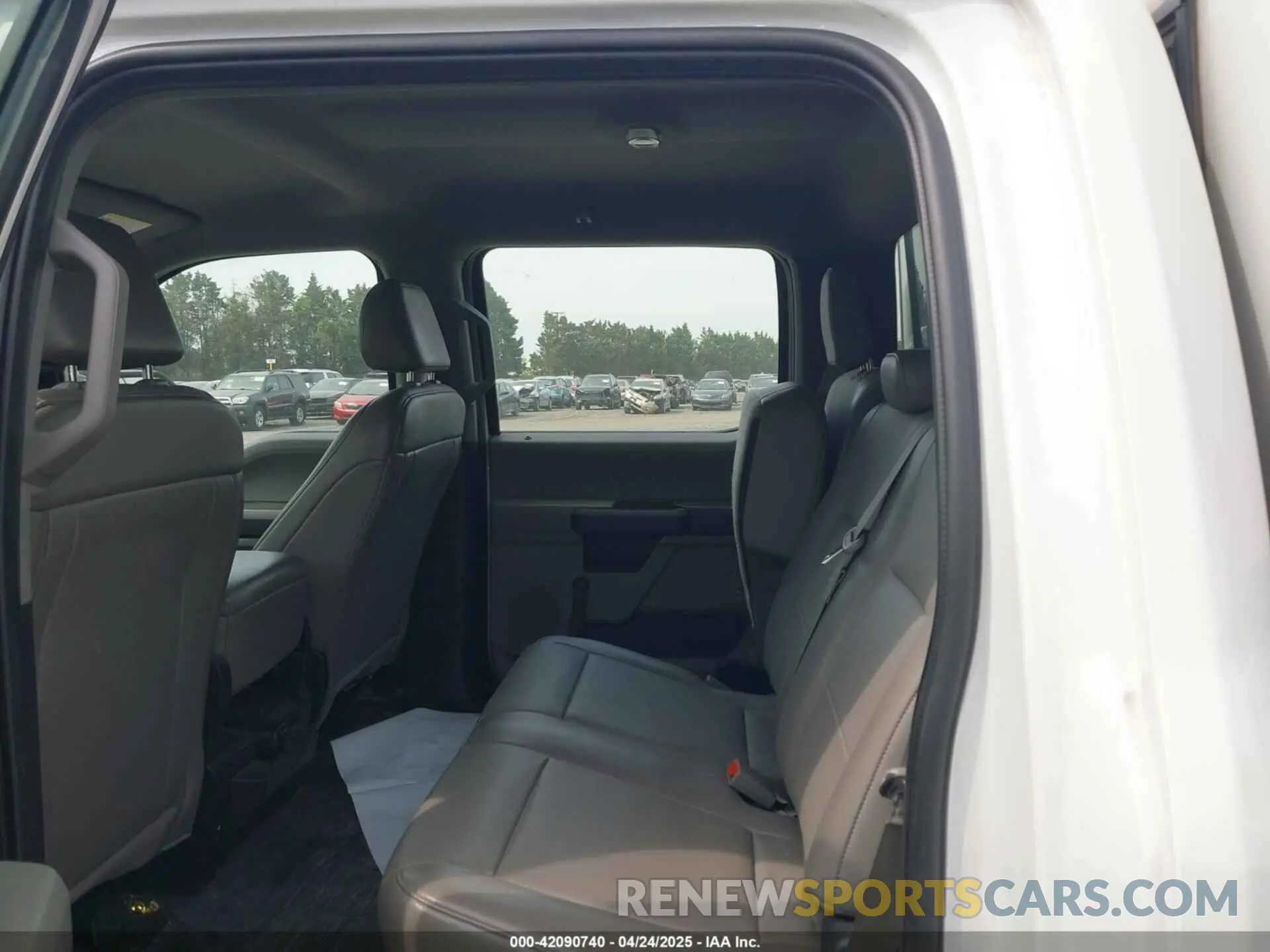 8 Фотография поврежденного автомобиля 1FTEW1EB0KFB01334 FORD F-150 2019