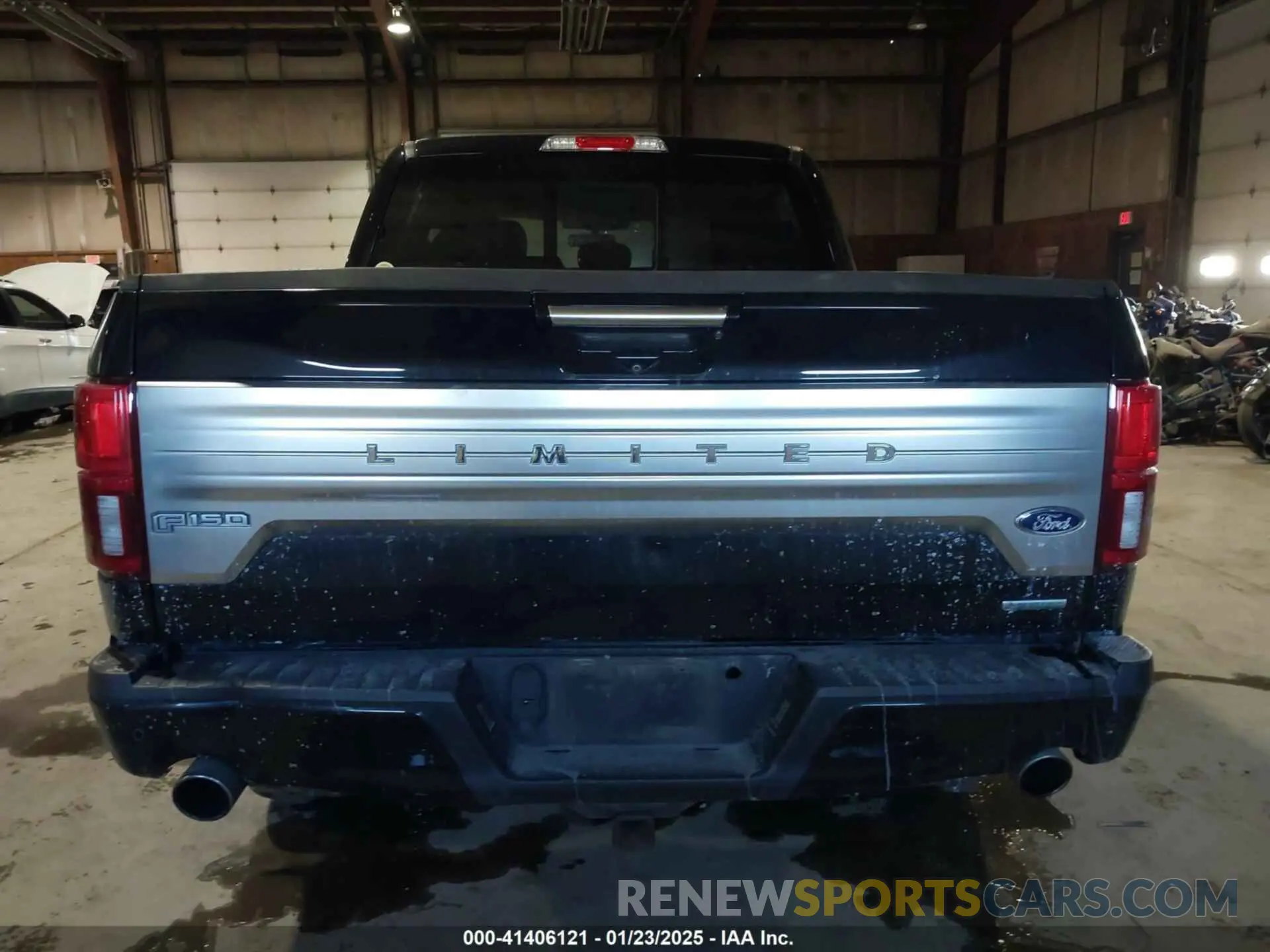17 Photograph of a damaged car 1FTEW1EG2KFC00555 FORD F-150 2019