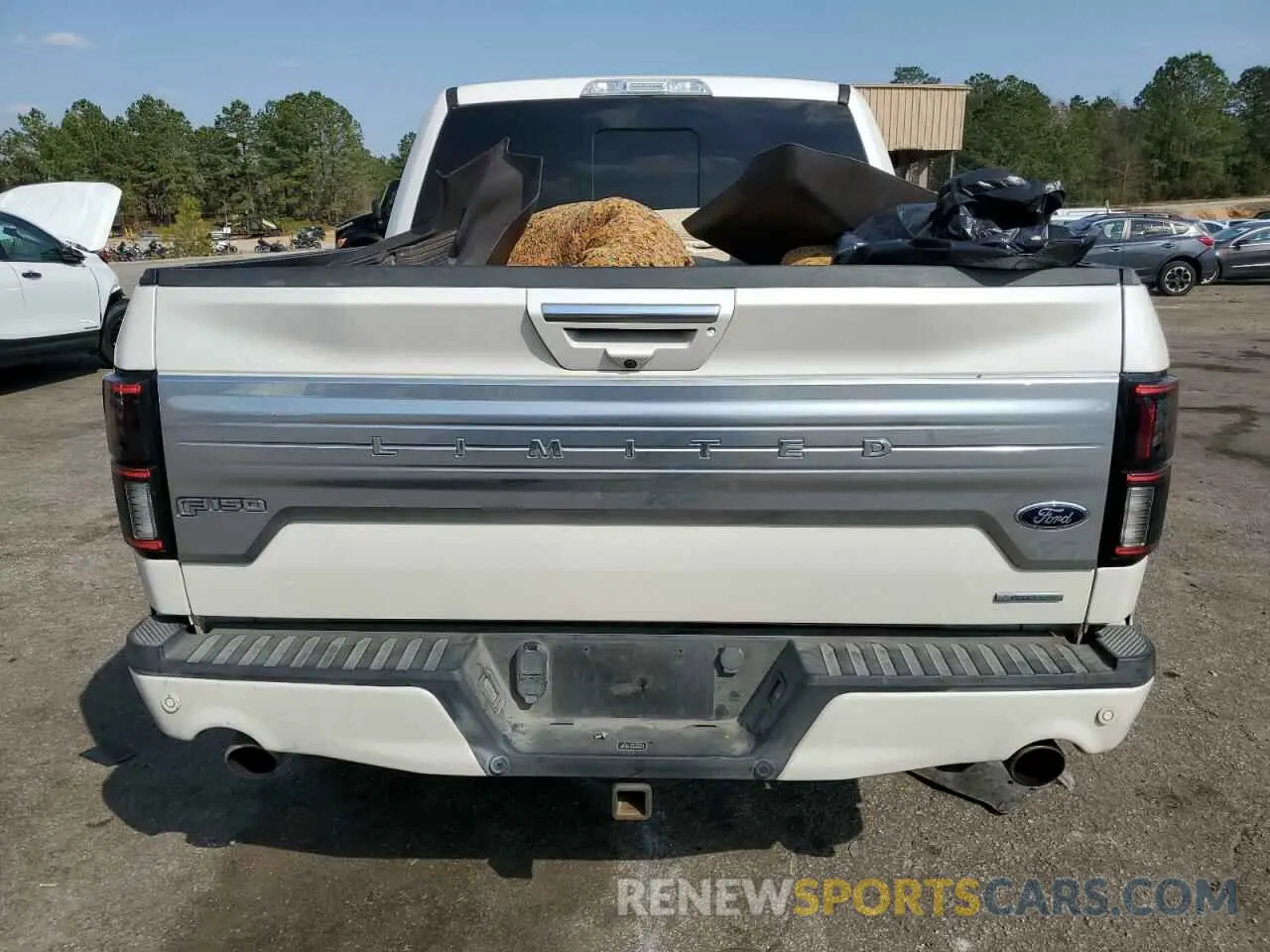 6 Photograph of a damaged car 1FTEW1EG7KFC29369 FORD F-150 2019