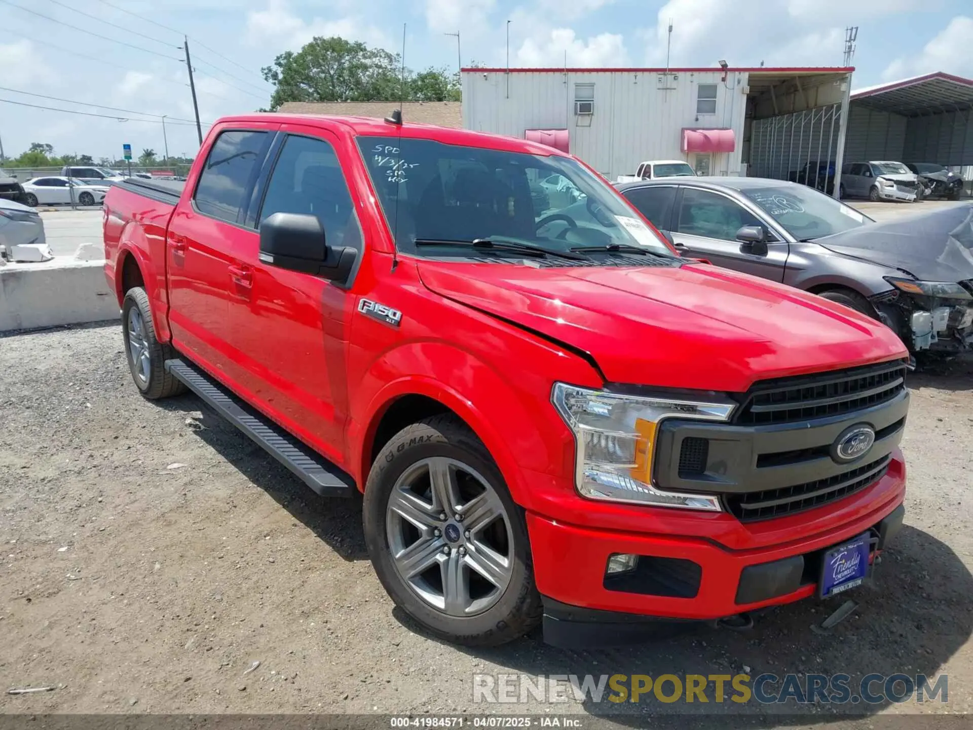 1 Фотография поврежденного автомобиля 1FTEW1EP0KFA98110 FORD F-150 2019