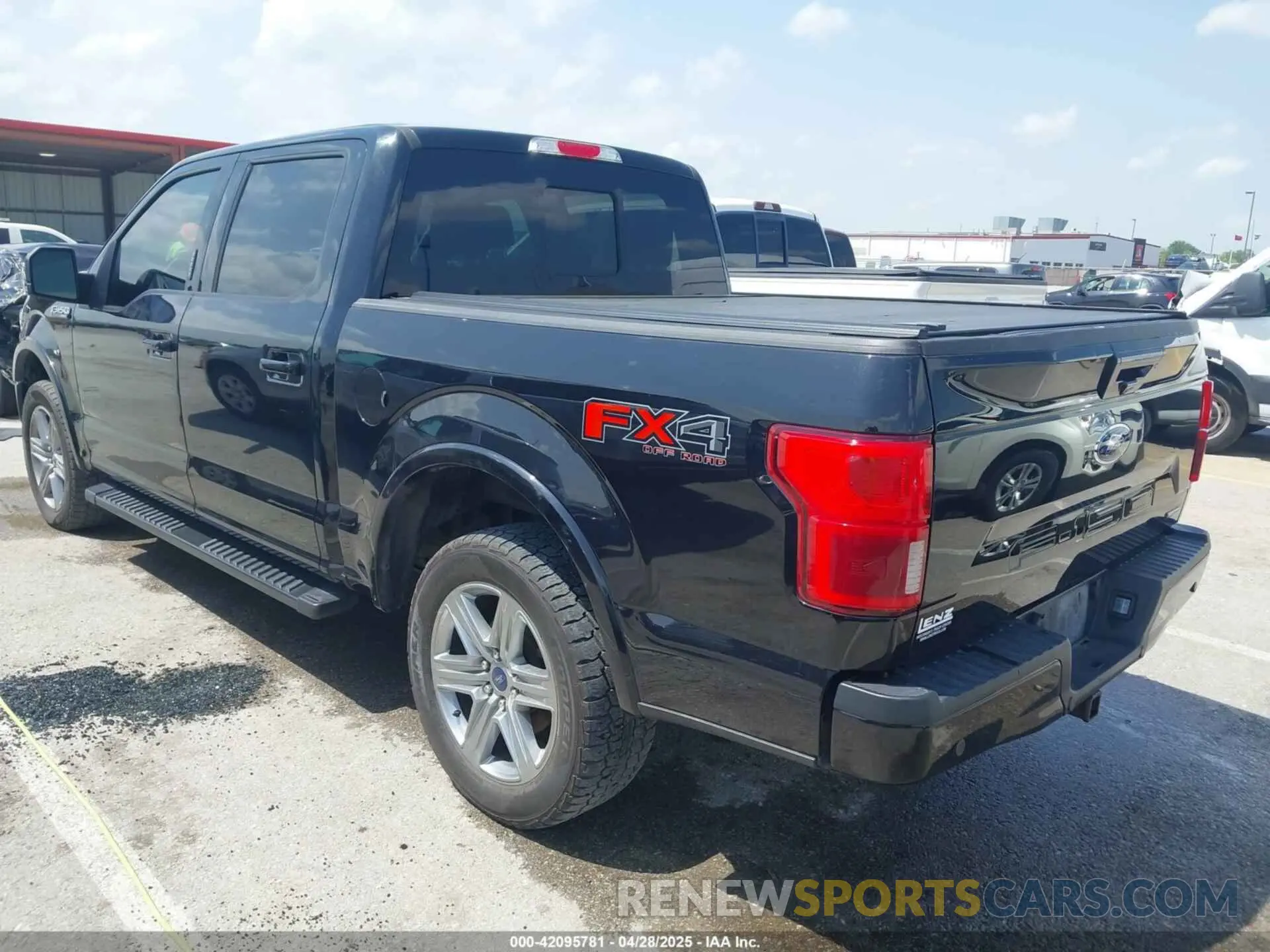 3 Фотография поврежденного автомобиля 1FTEW1EP0KFB40713 FORD F-150 2019
