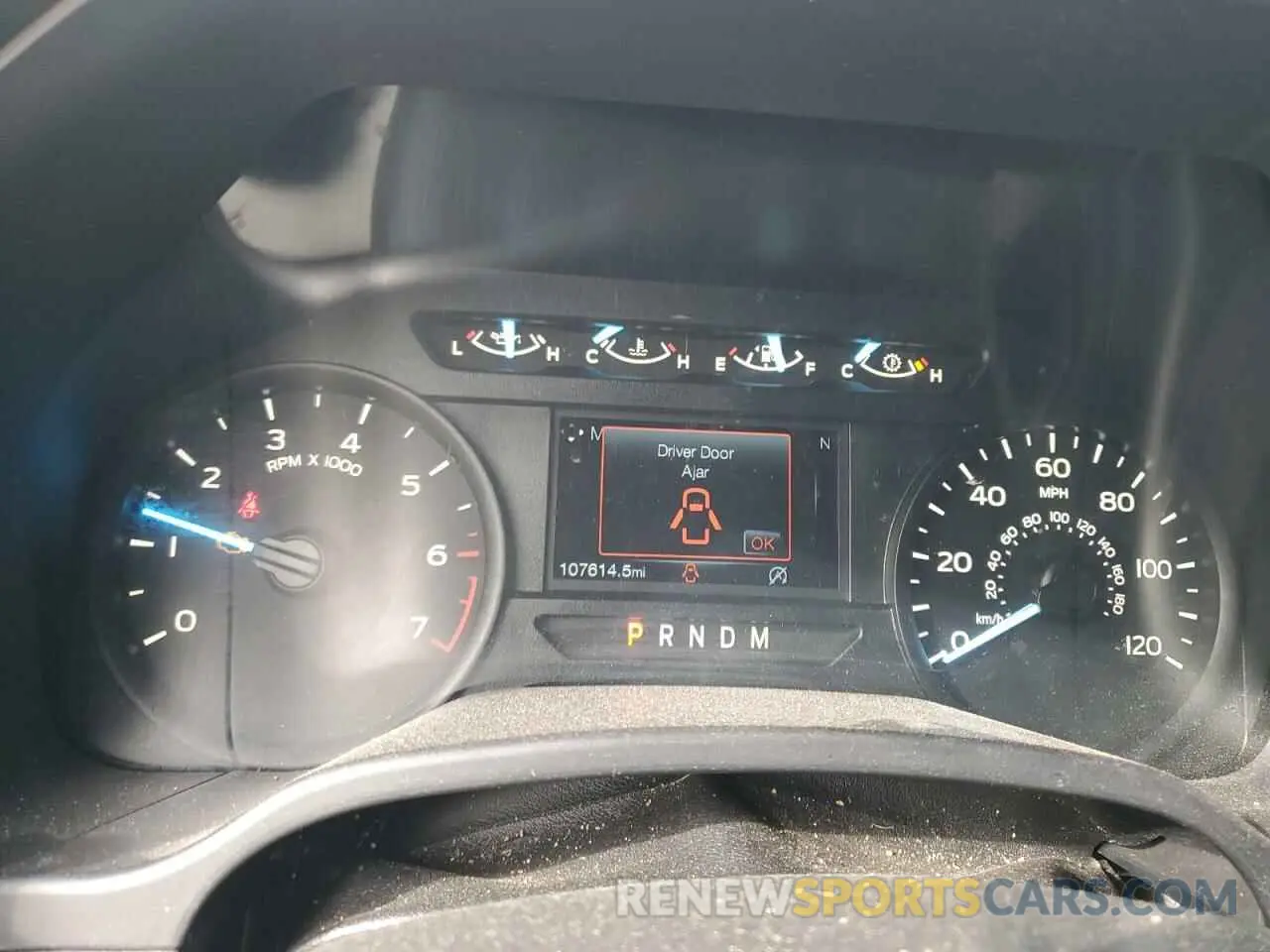 9 Photograph of a damaged car 1FTEW1EP2KKE35500 FORD F-150 2019