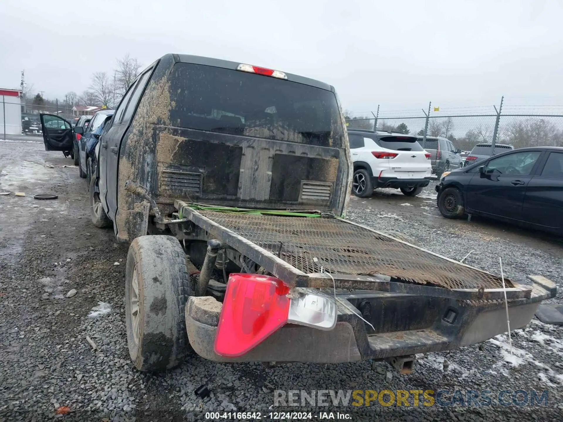 15 Photograph of a damaged car 1FTEW1EP3KFD30652 FORD F-150 2019
