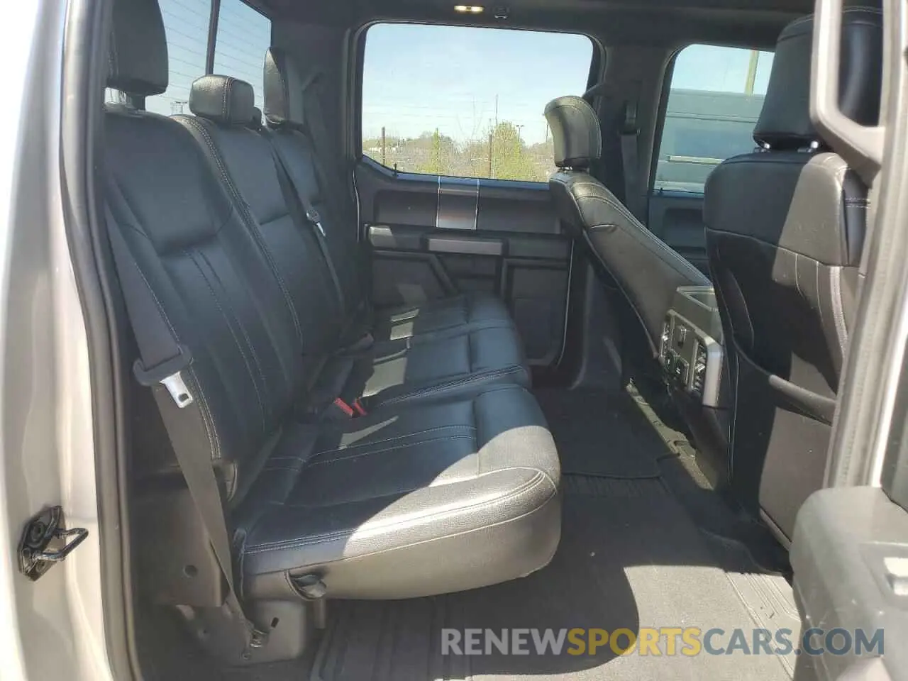 11 Photograph of a damaged car 1FTEW1EP4KFB14681 FORD F-150 2019