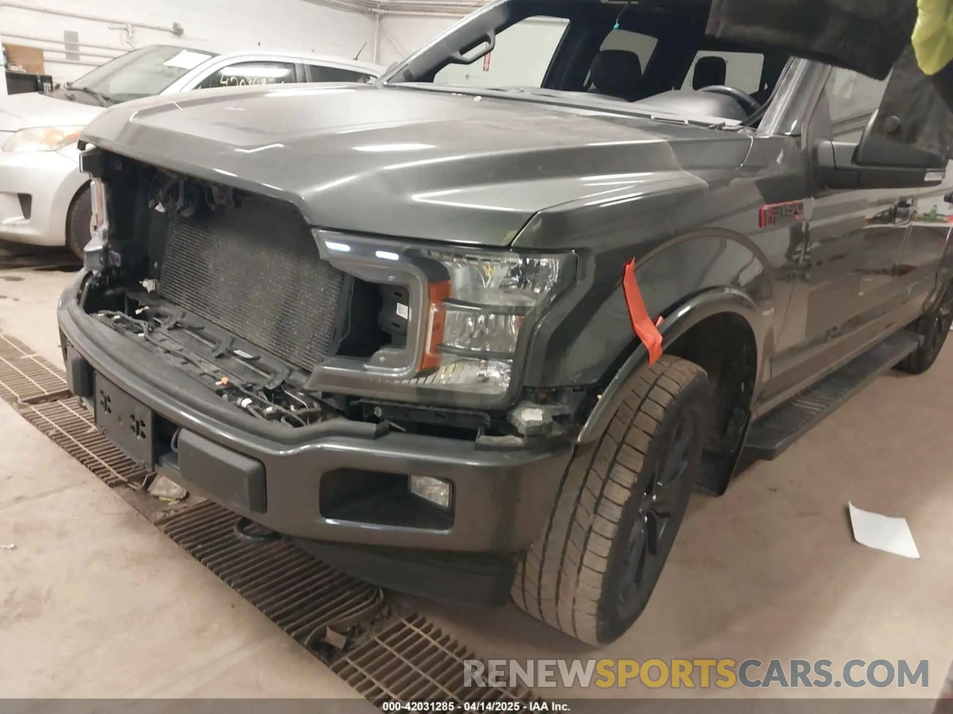 2 Фотография поврежденного автомобиля 1FTEW1EP4KFC32813 FORD F-150 2019