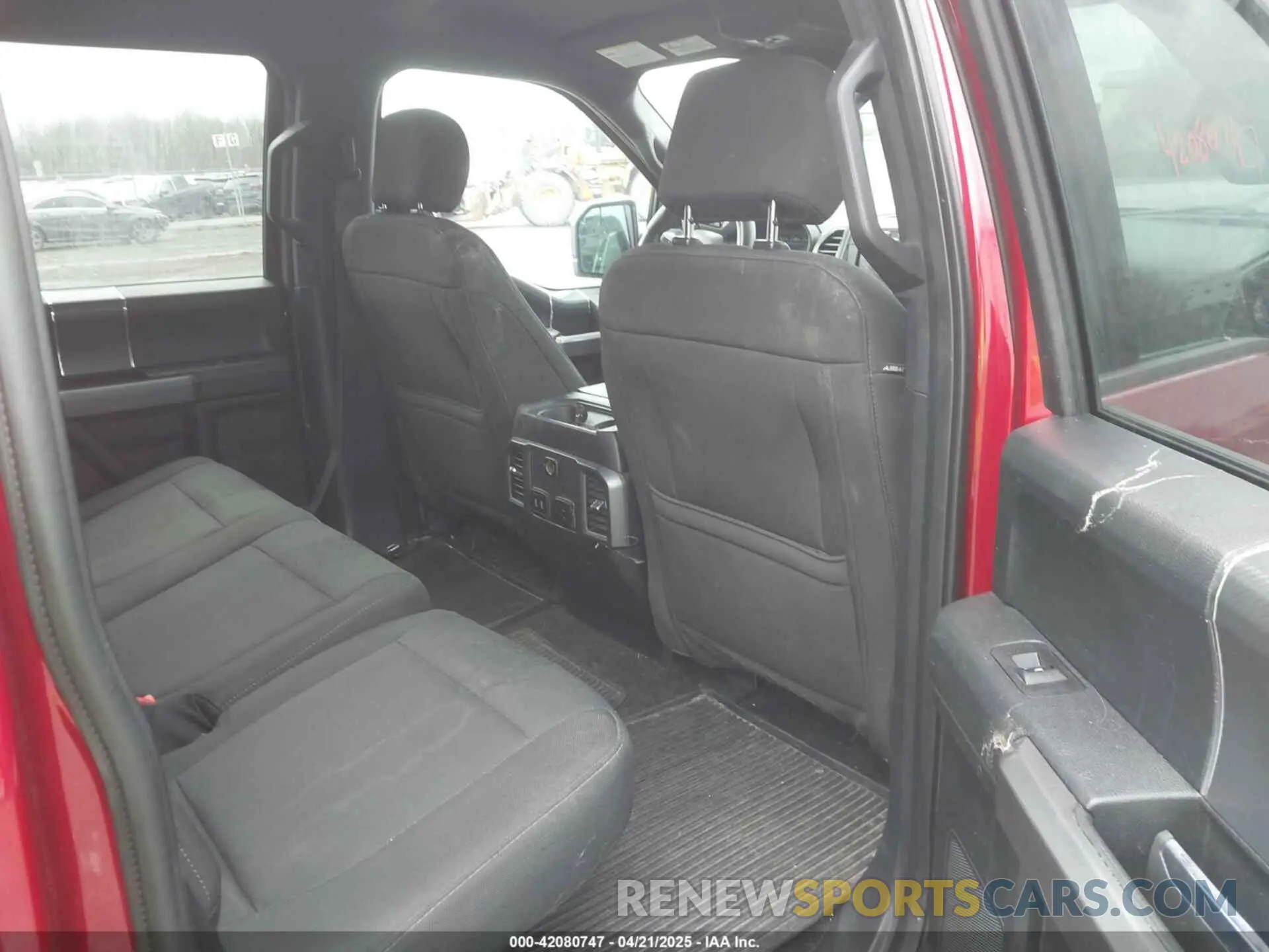 8 Photograph of a damaged car 1FTEW1EP6KFA01573 FORD F-150 2019