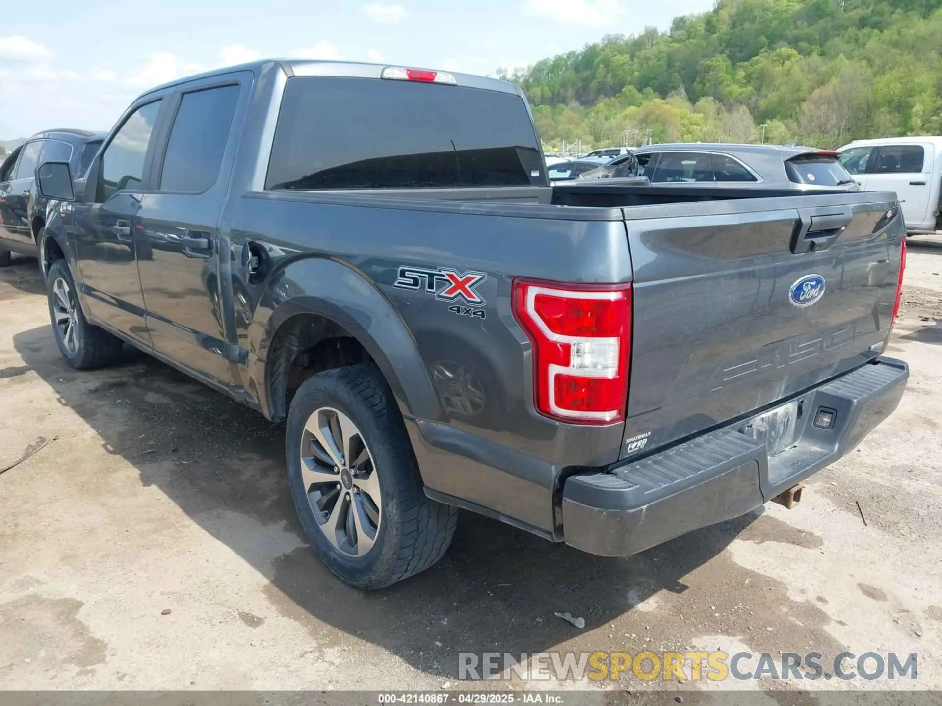 3 Photograph of a damaged car 1FTEW1EP6KFC62251 FORD F-150 2019