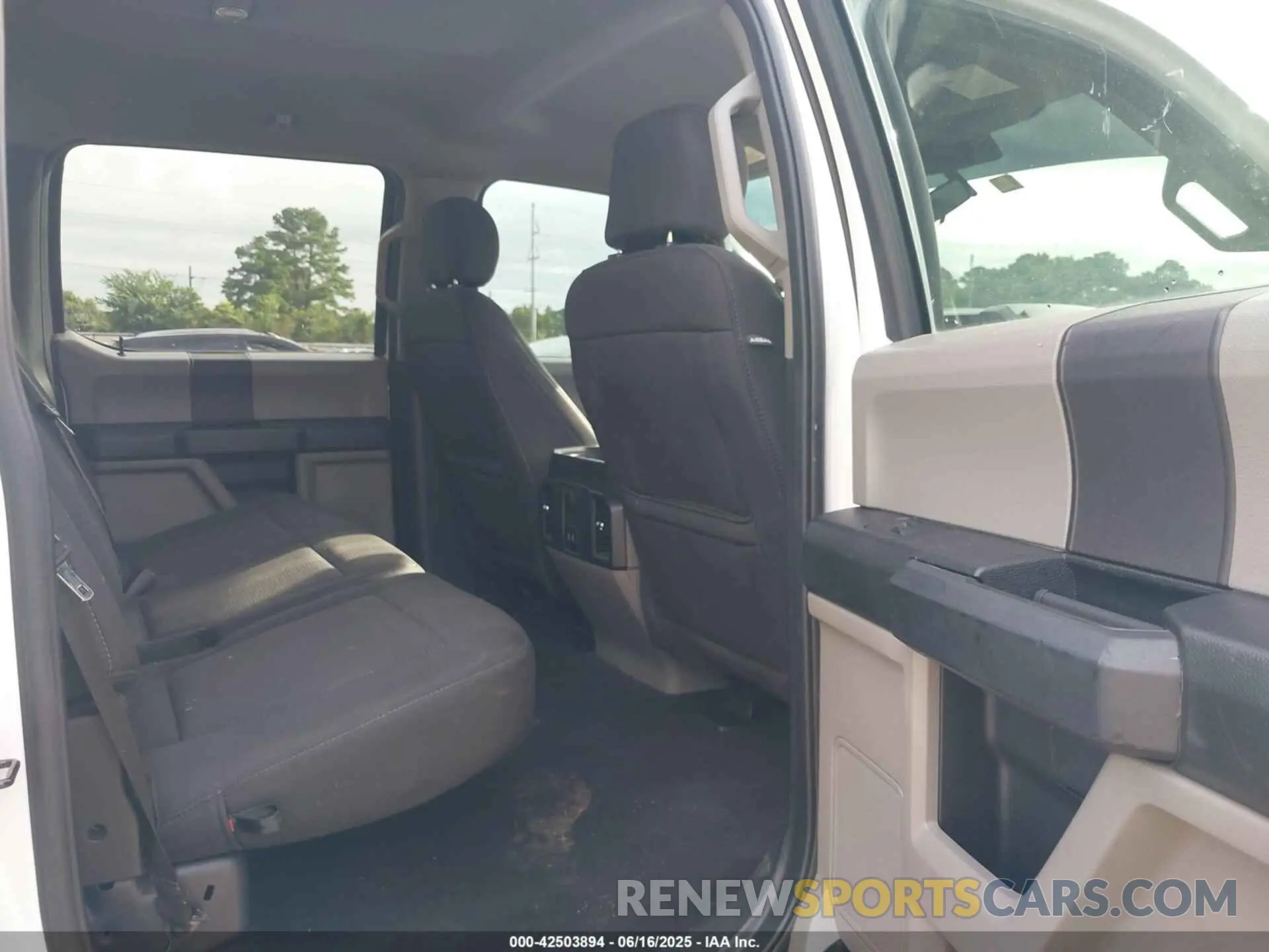 8 Фотография поврежденного автомобиля 1FTEW1EP6KKD03324 FORD F-150 2019
