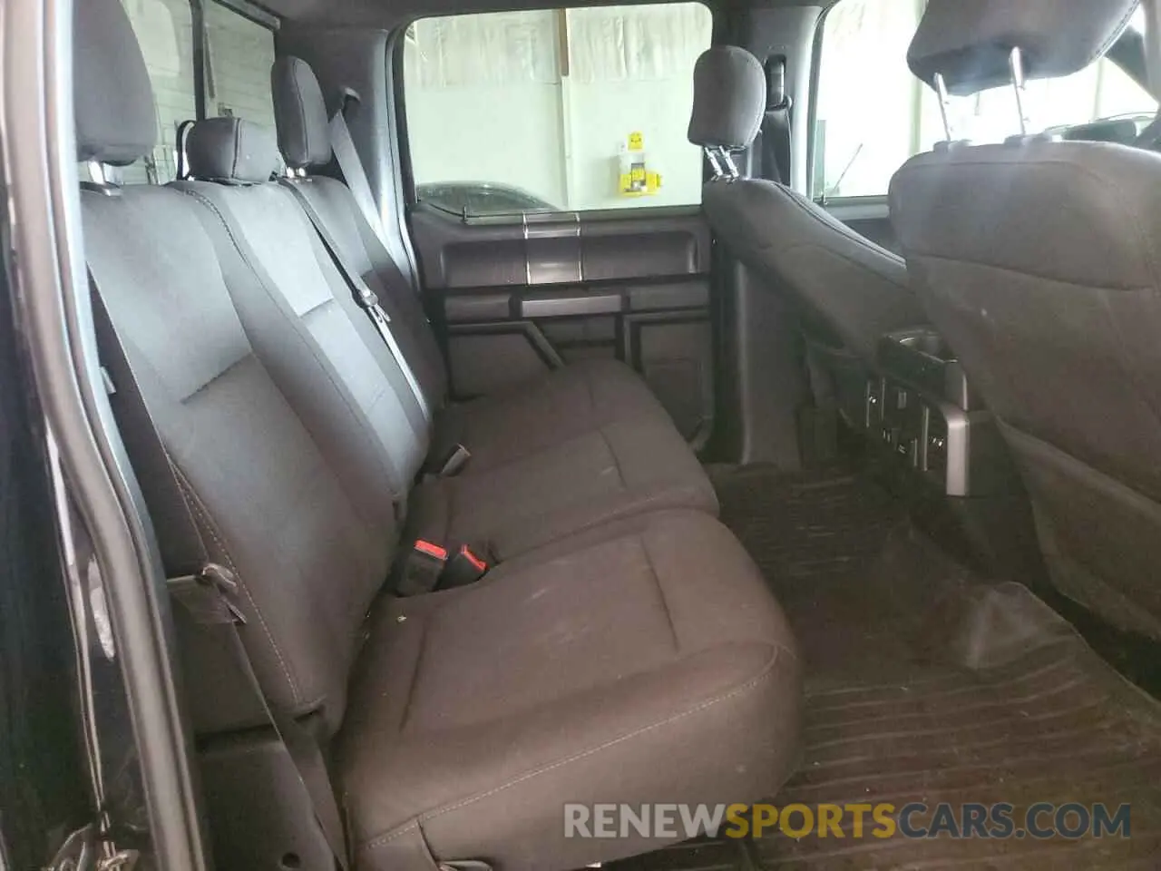 10 Photograph of a damaged car 1FTEW1EP7KFA59496 FORD F-150 2019