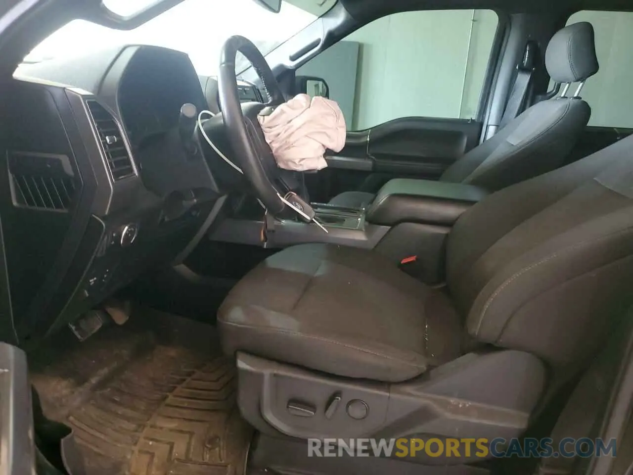 7 Photograph of a damaged car 1FTEW1EP7KFA59496 FORD F-150 2019