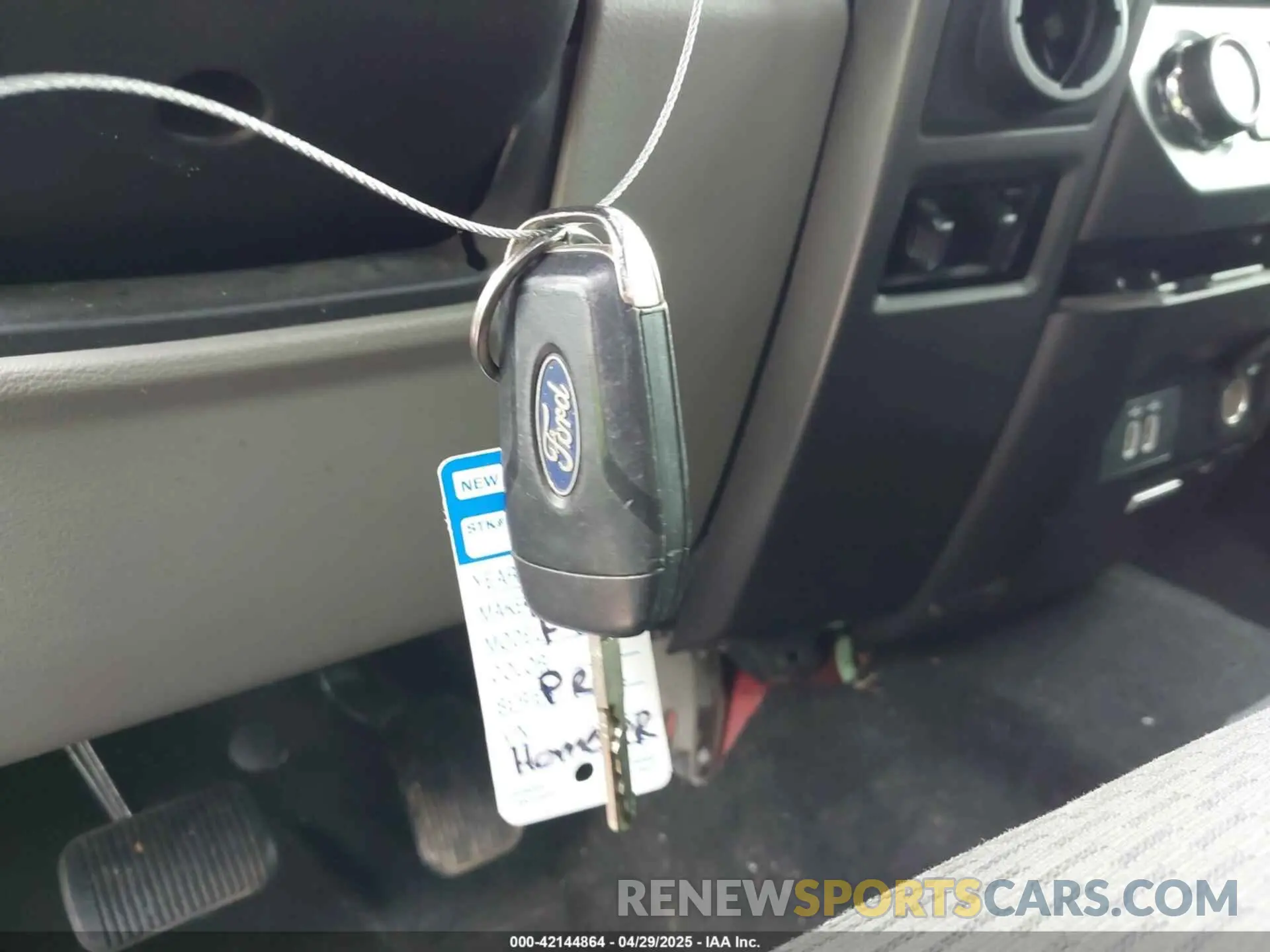 11 Photograph of a damaged car 1FTEW1EP8KKD89106 FORD F-150 2019