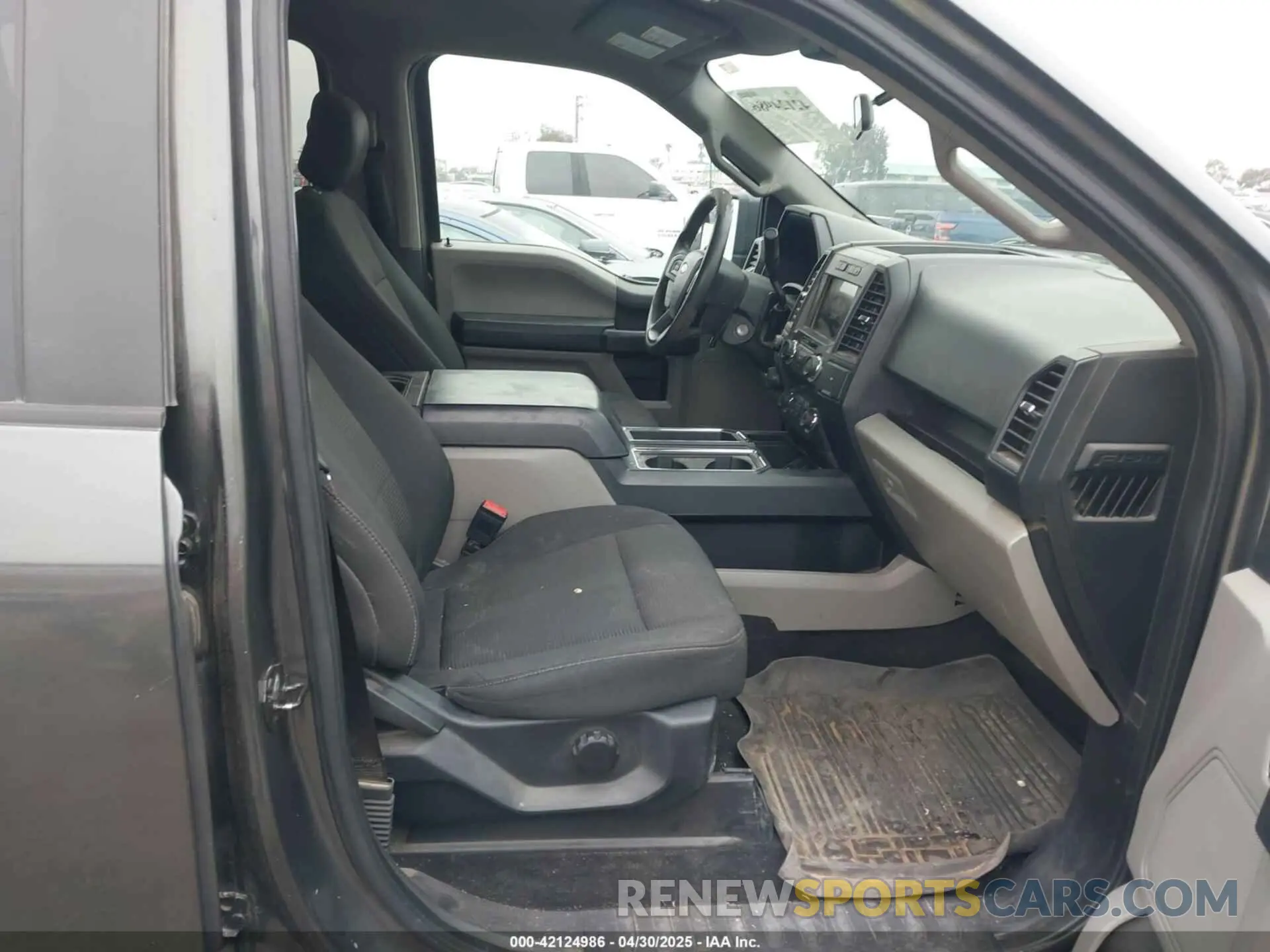5 Photograph of a damaged car 1FTEW1EP8KKE80702 FORD F-150 2019