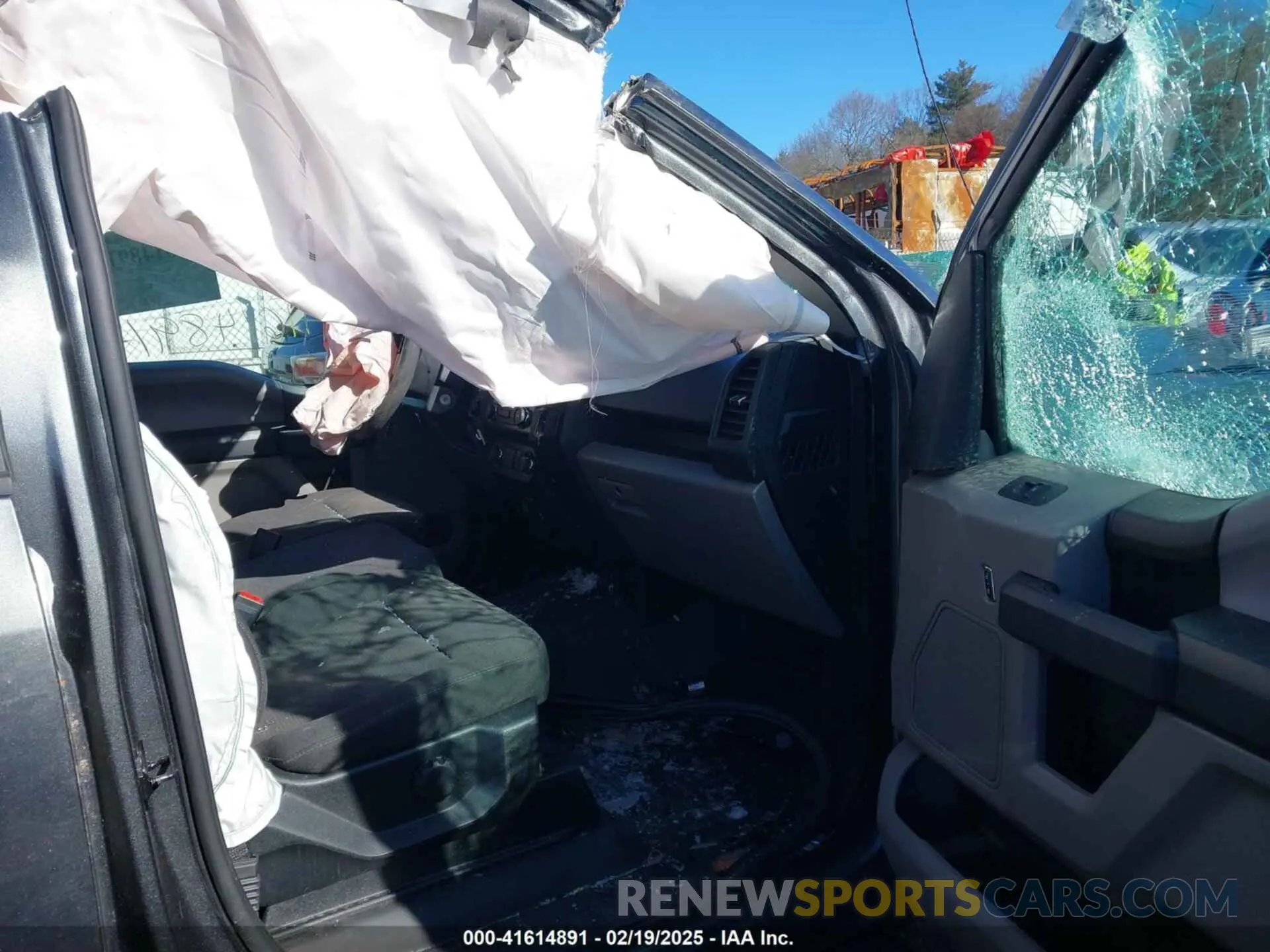 5 Photograph of a damaged car 1FTEW1EP9KFC73664 FORD F-150 2019