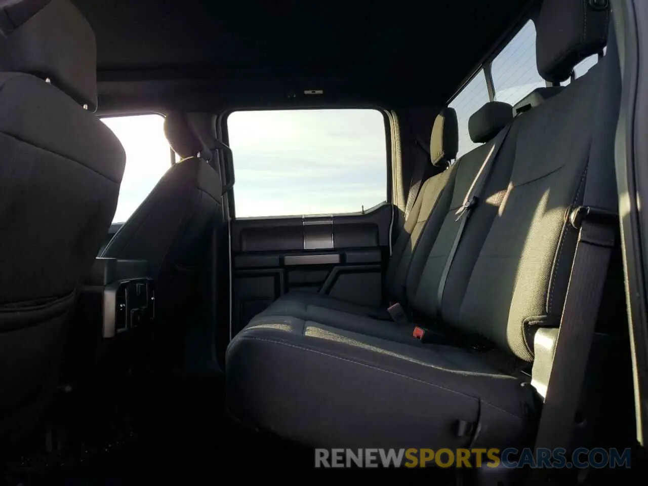 10 Фотография поврежденного автомобиля 1FTEW1EP9KKE01635 FORD F-150 2019