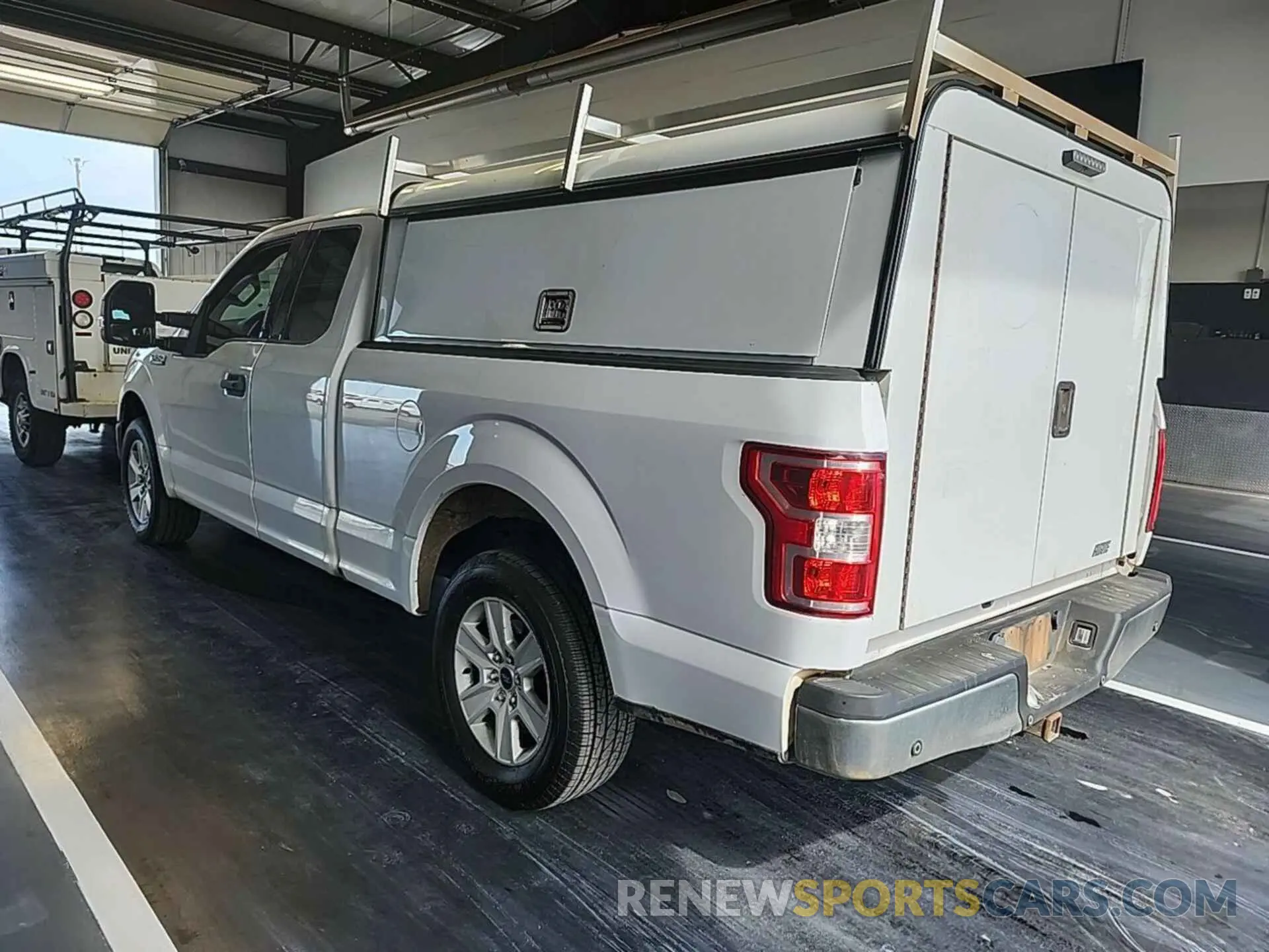 15 Фотография поврежденного автомобиля 1FTEX1C42KKE10554 FORD F-150 2019