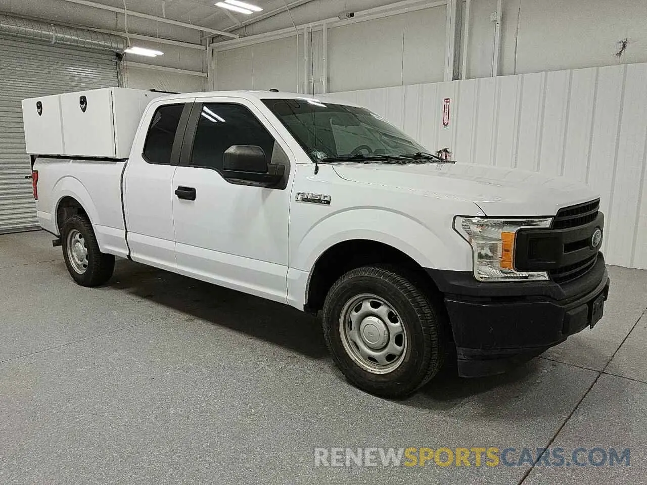 4 Photograph of a damaged car 1FTEX1C4XKKE83364 FORD F-150 2019